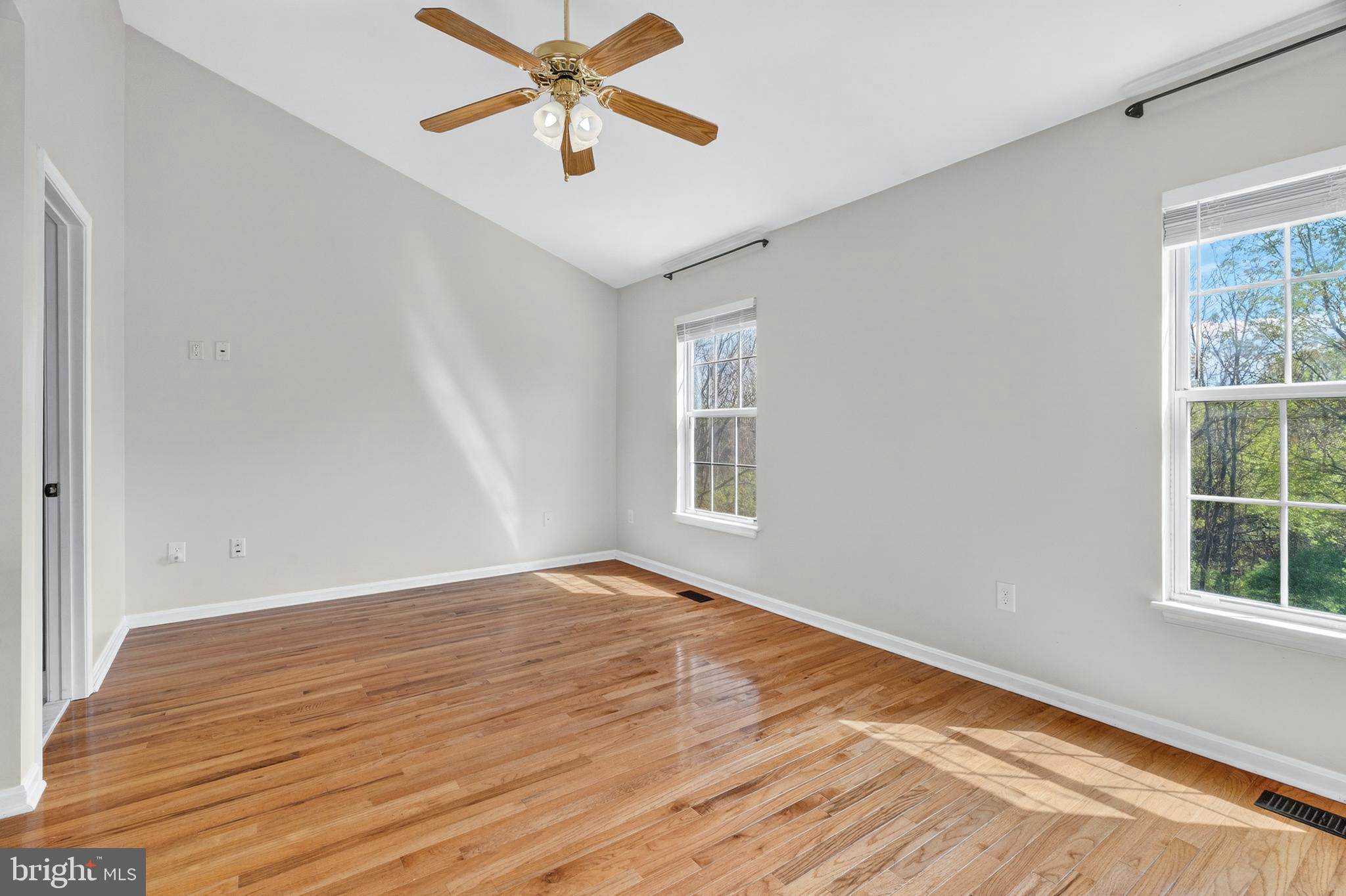 SOCIETY CIRCLE - Residential Lease