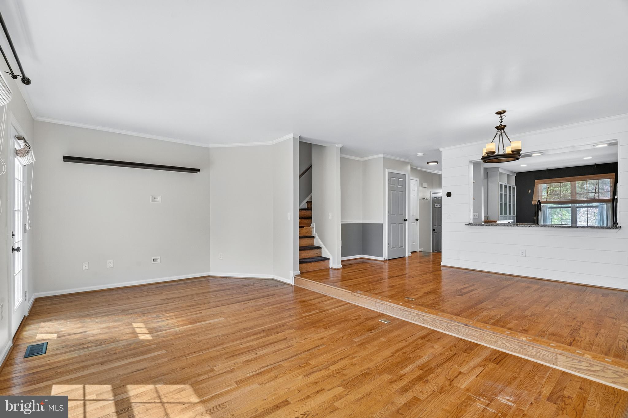 SOCIETY CIRCLE - Residential Lease
