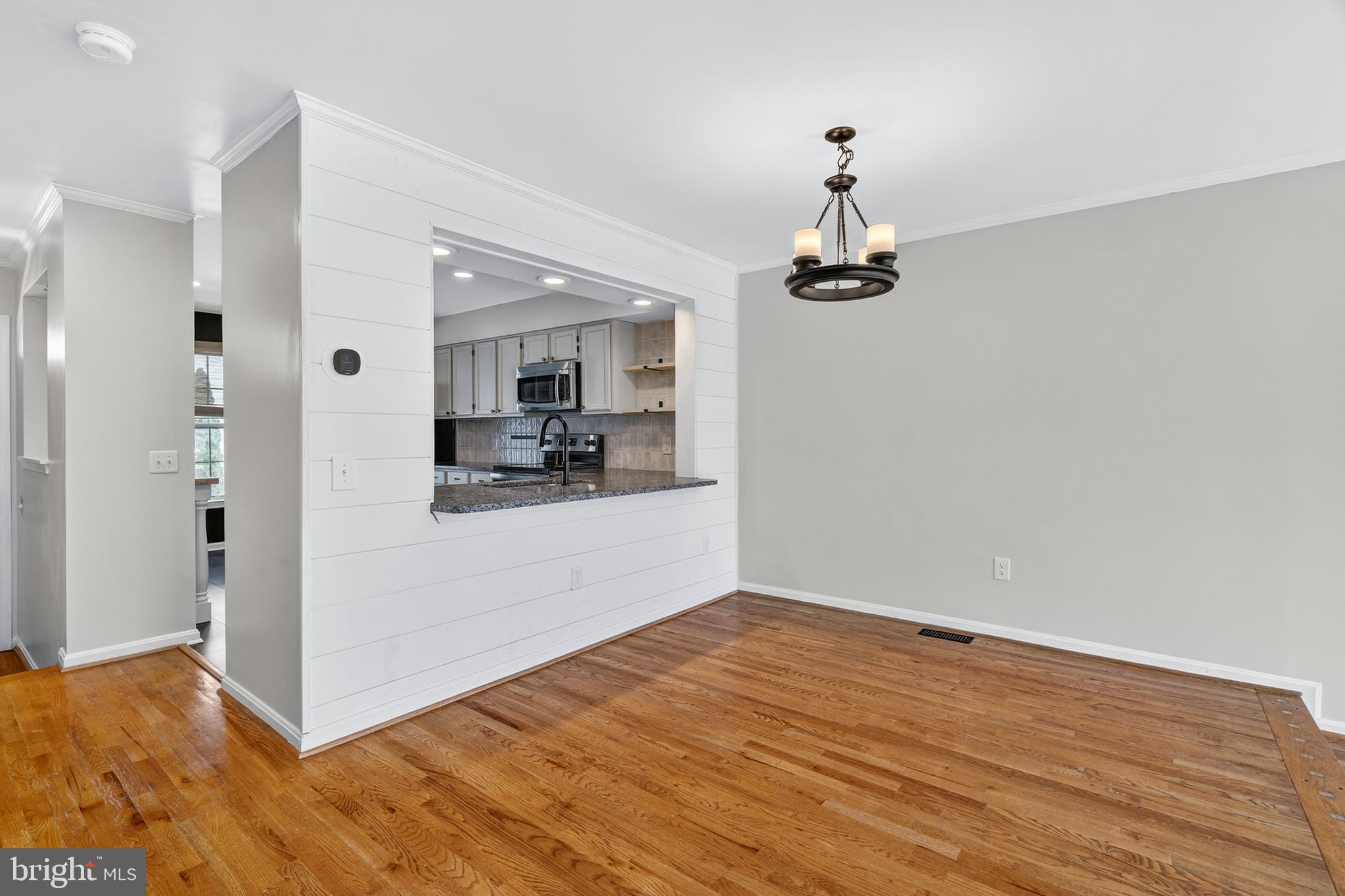 SOCIETY CIRCLE - Residential Lease