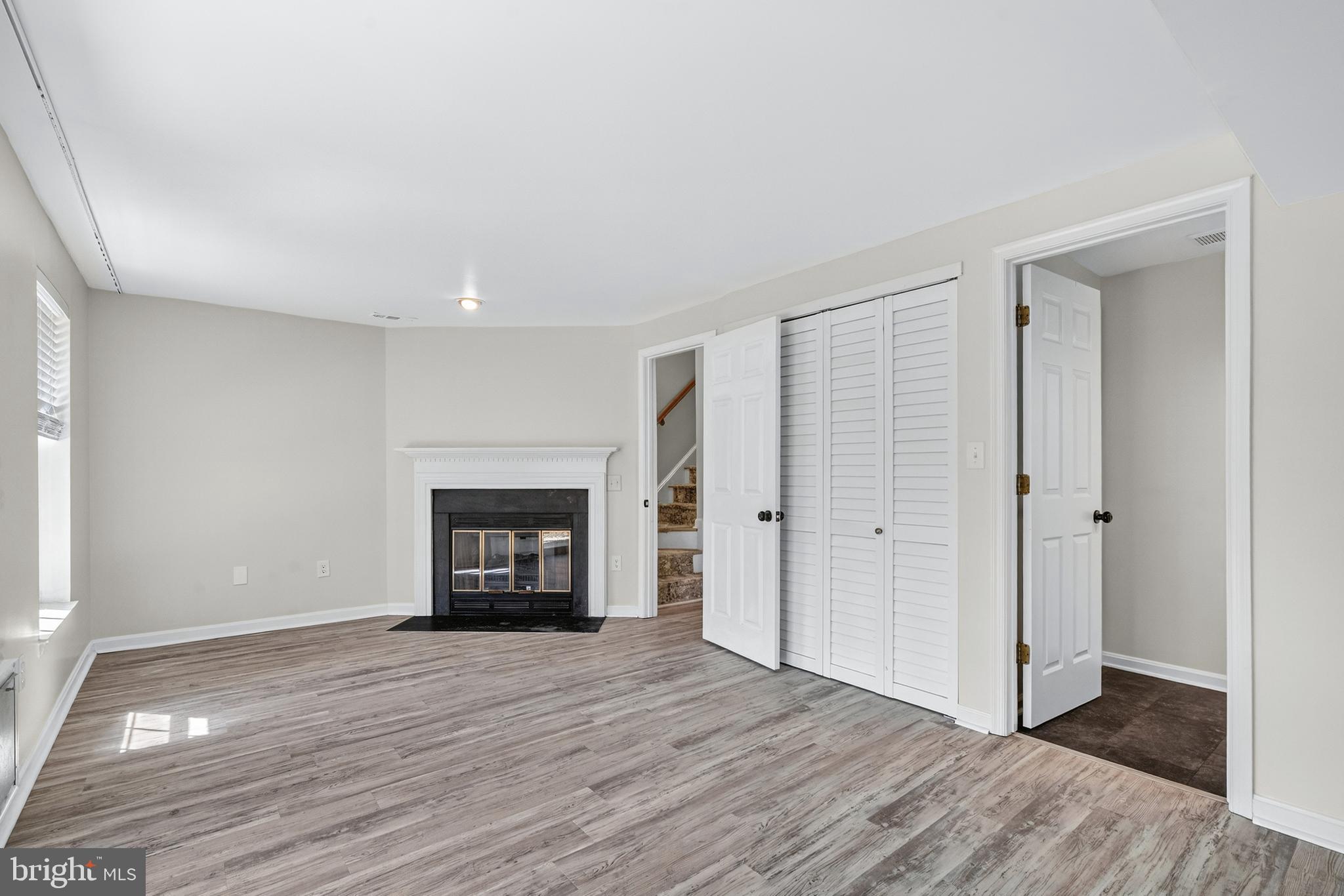 SOCIETY CIRCLE - Residential Lease