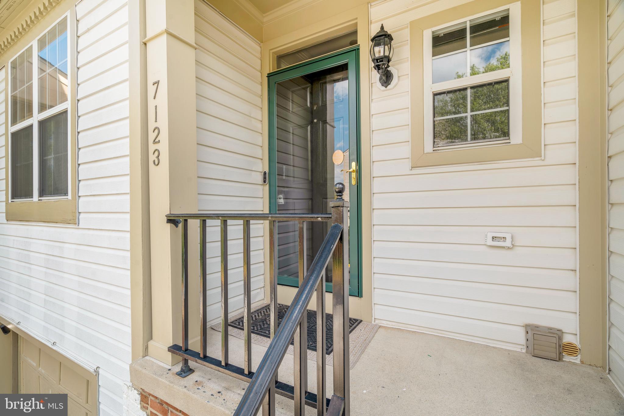 SOCIETY CIRCLE - Residential Lease