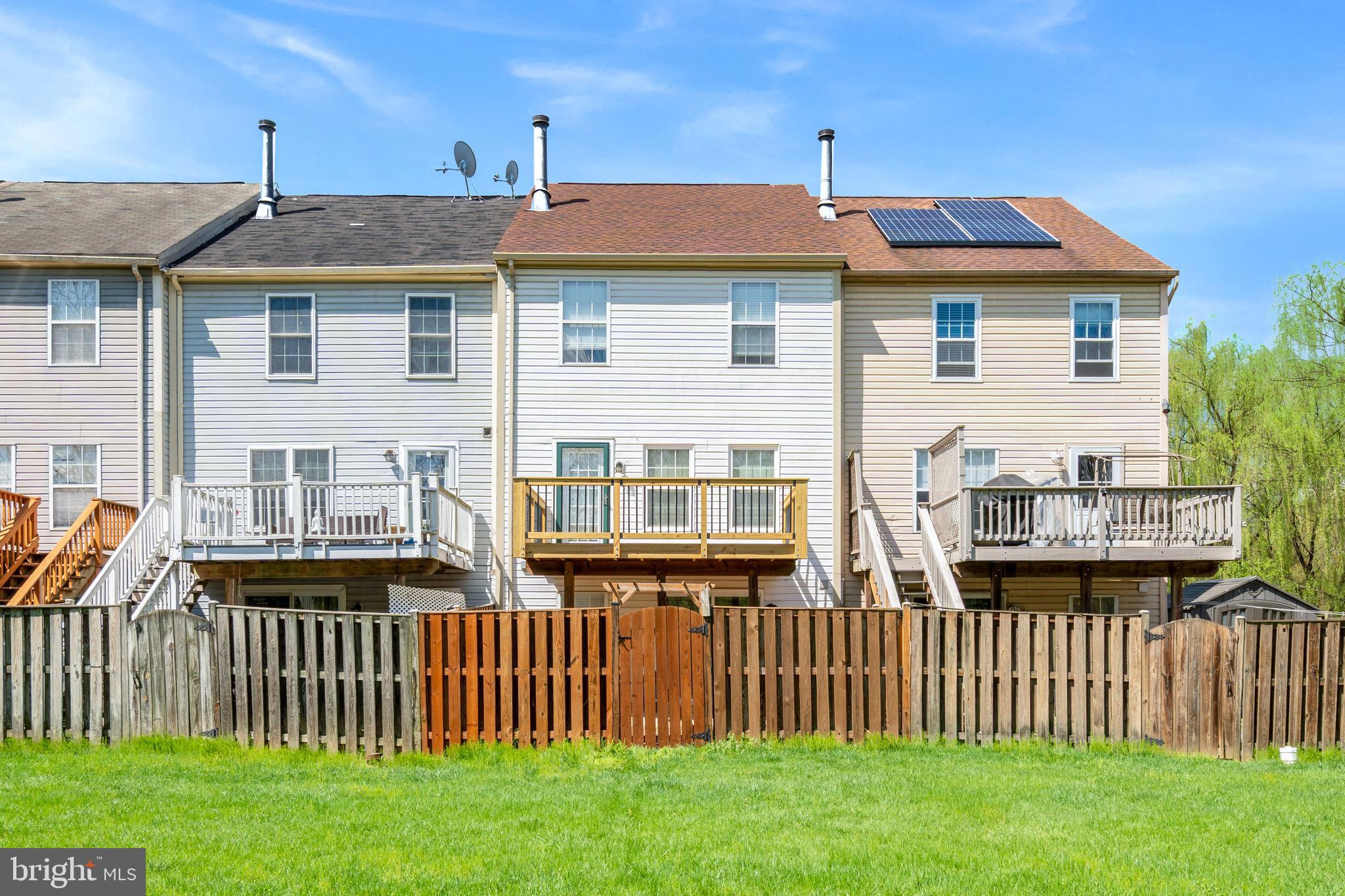 SOCIETY CIRCLE - Residential Lease