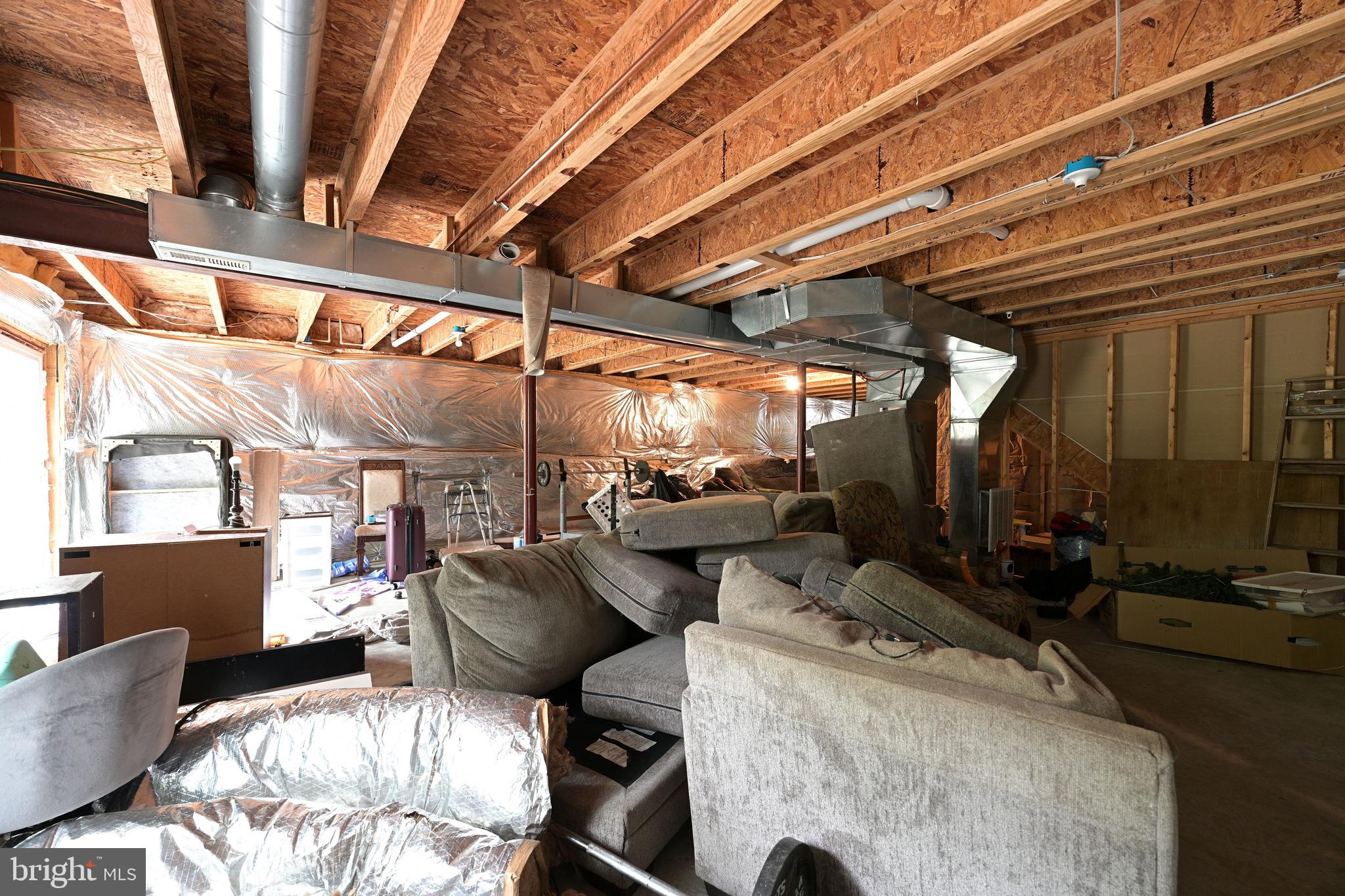 BARBERS QUARTERS - Residential