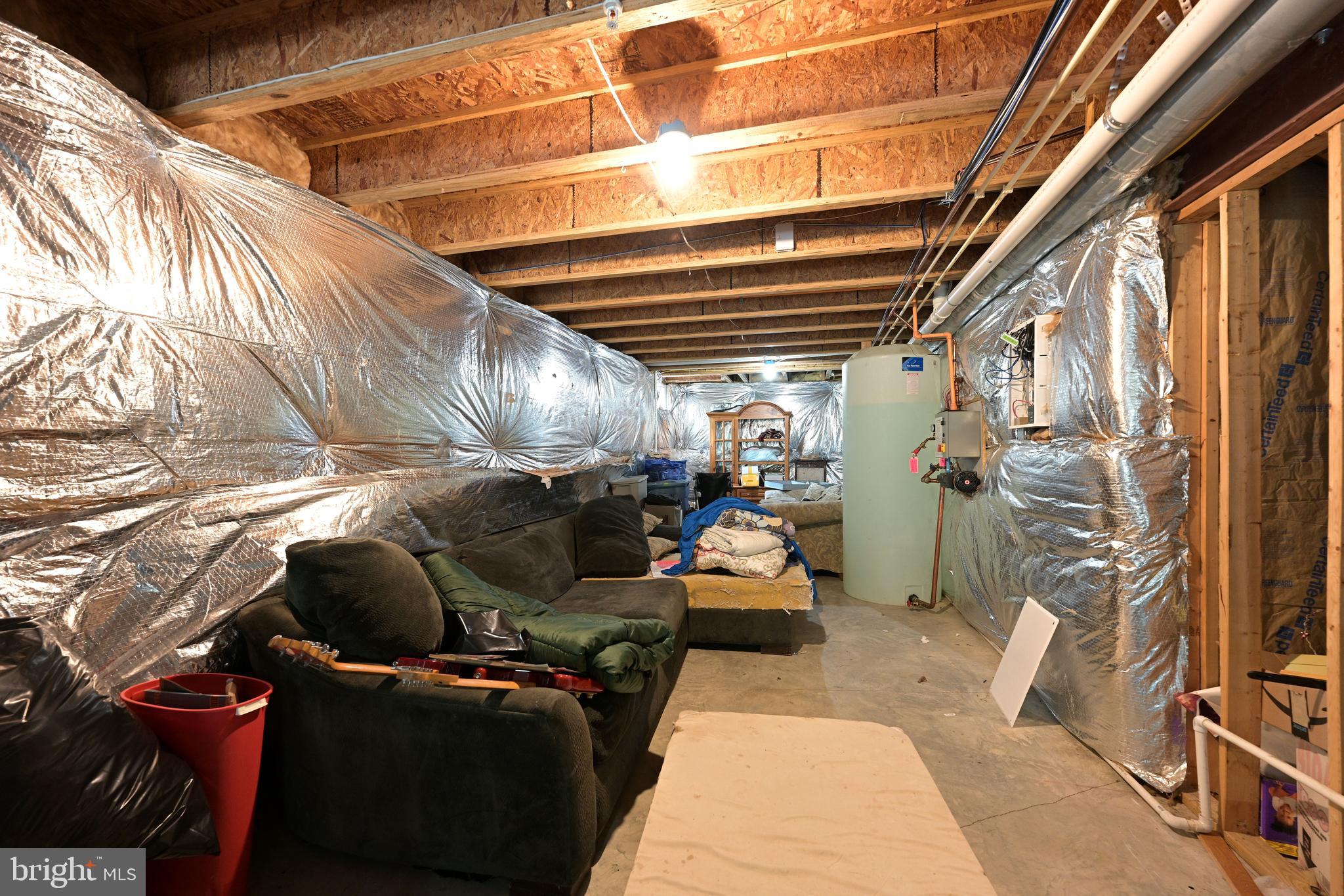 BARBERS QUARTERS - Residential