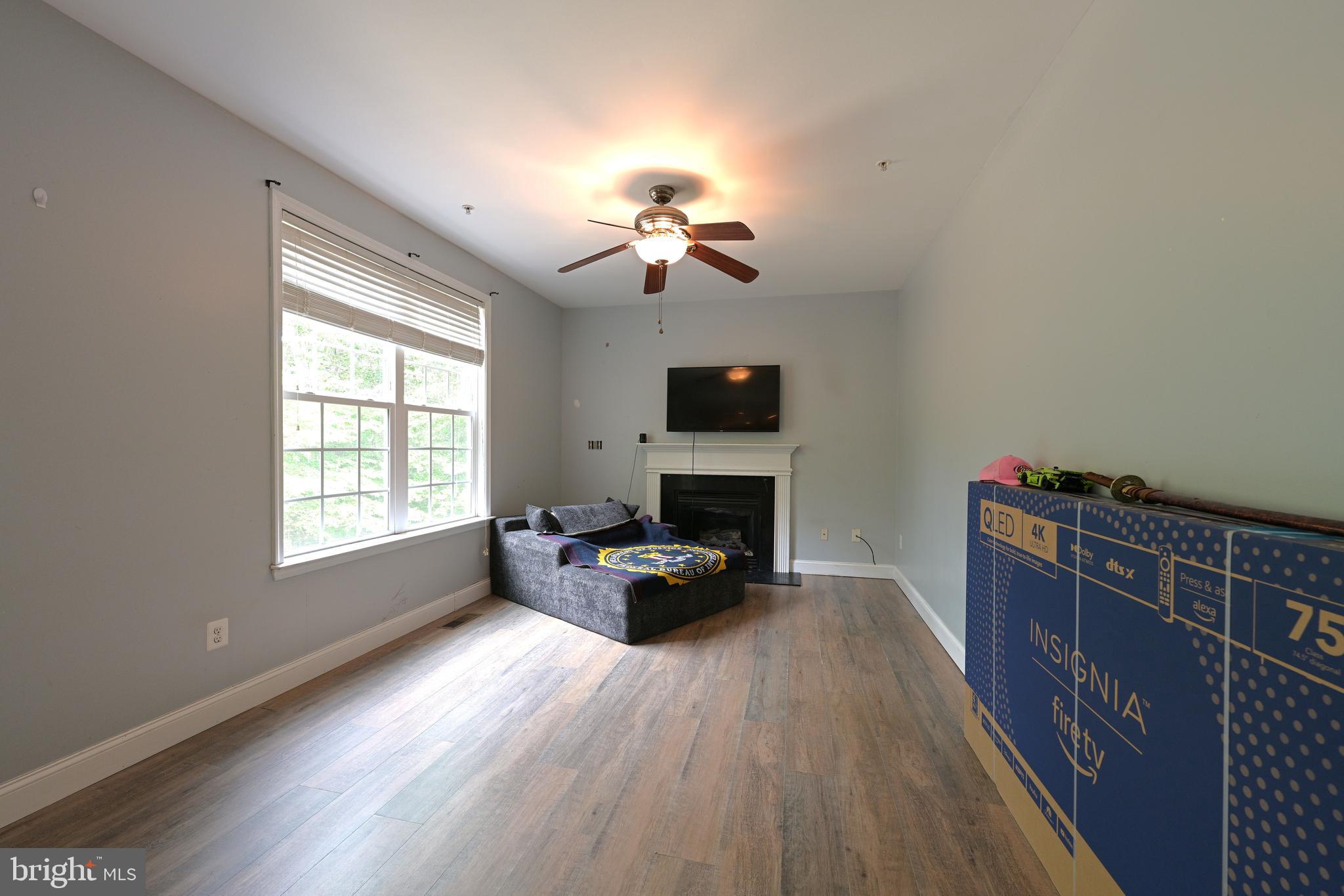 BARBERS QUARTERS - Residential