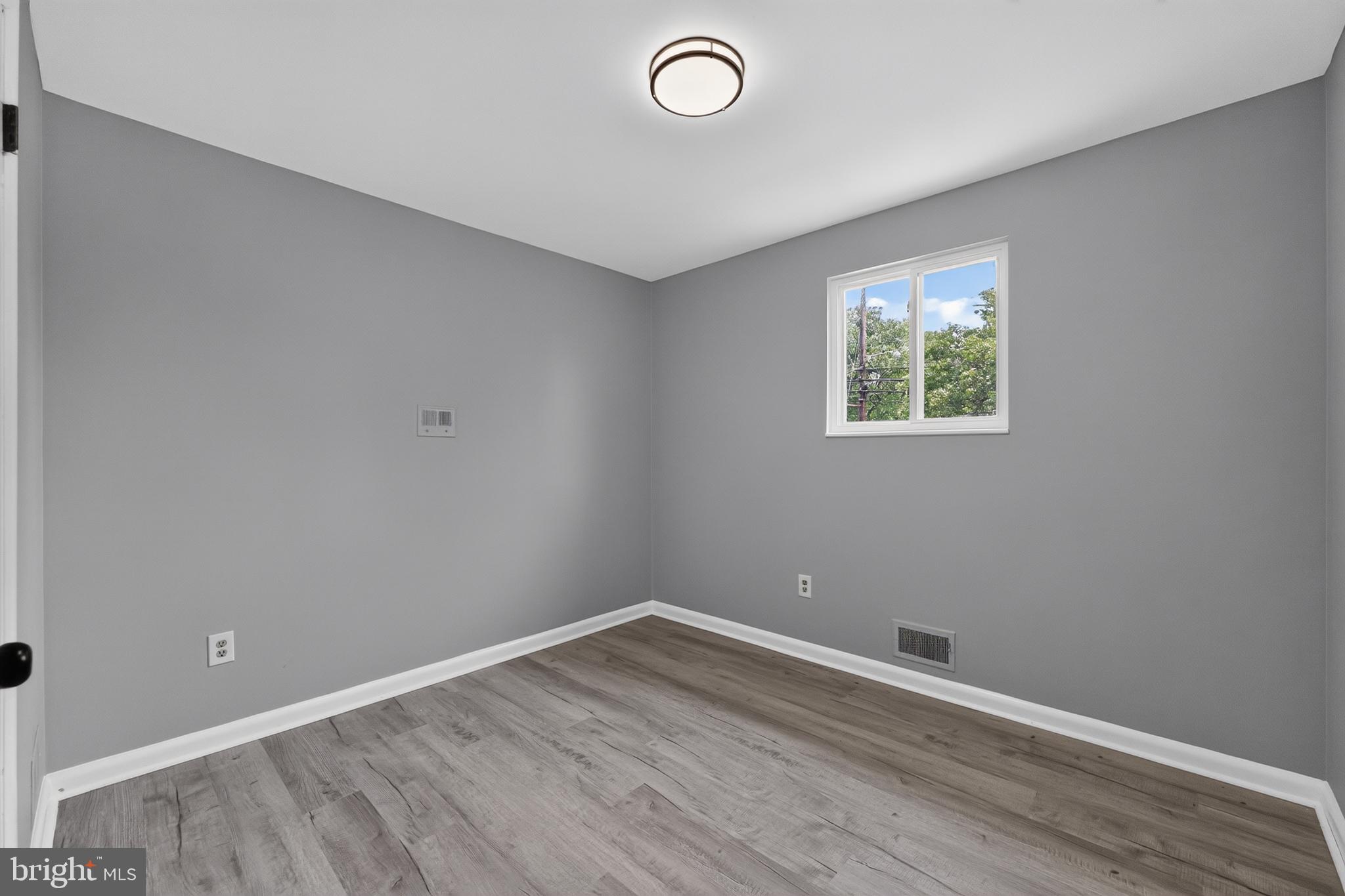 LOCUST SPRINGS - Residential