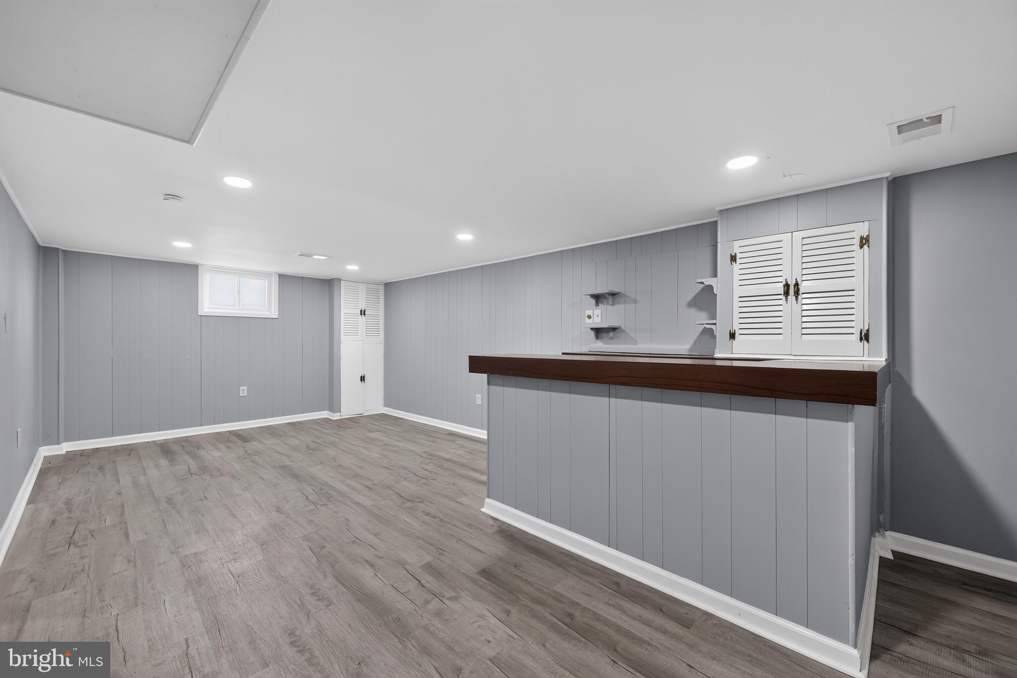 LOCUST SPRINGS - Residential