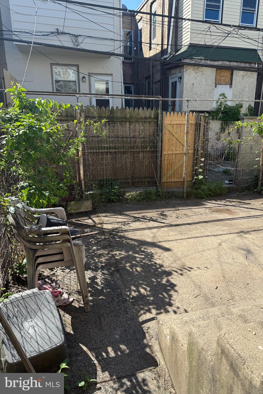 ELMWOOD PARK - Residential