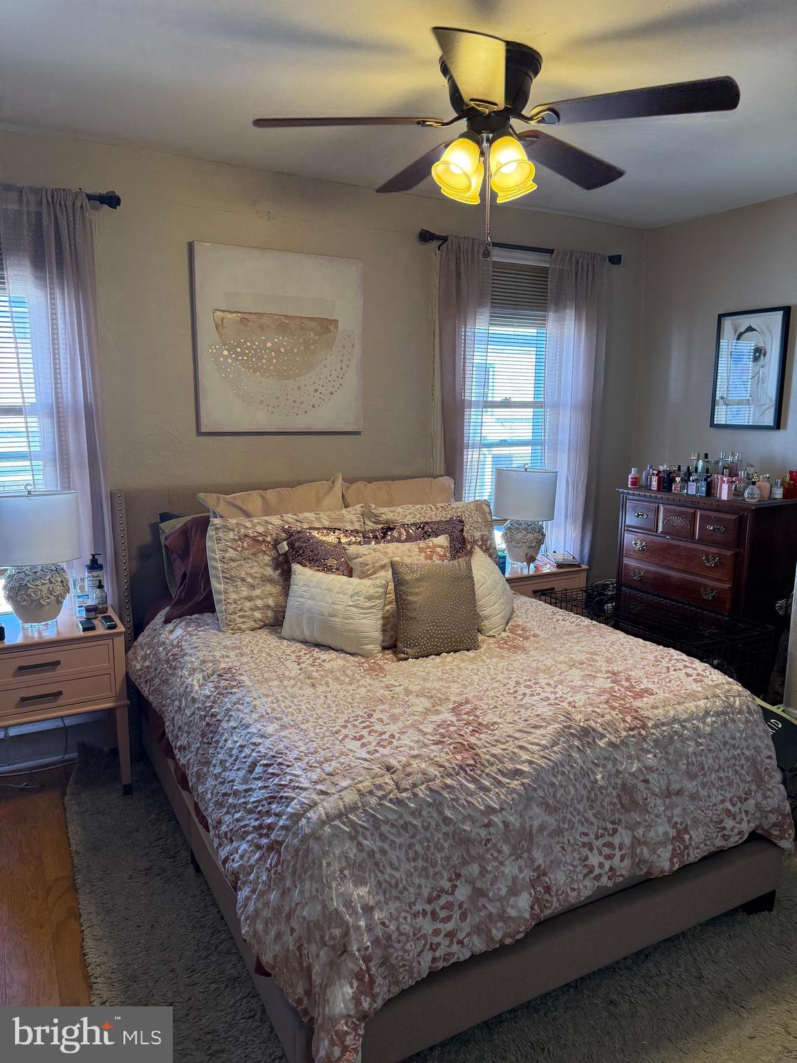 ELMWOOD PARK - Residential