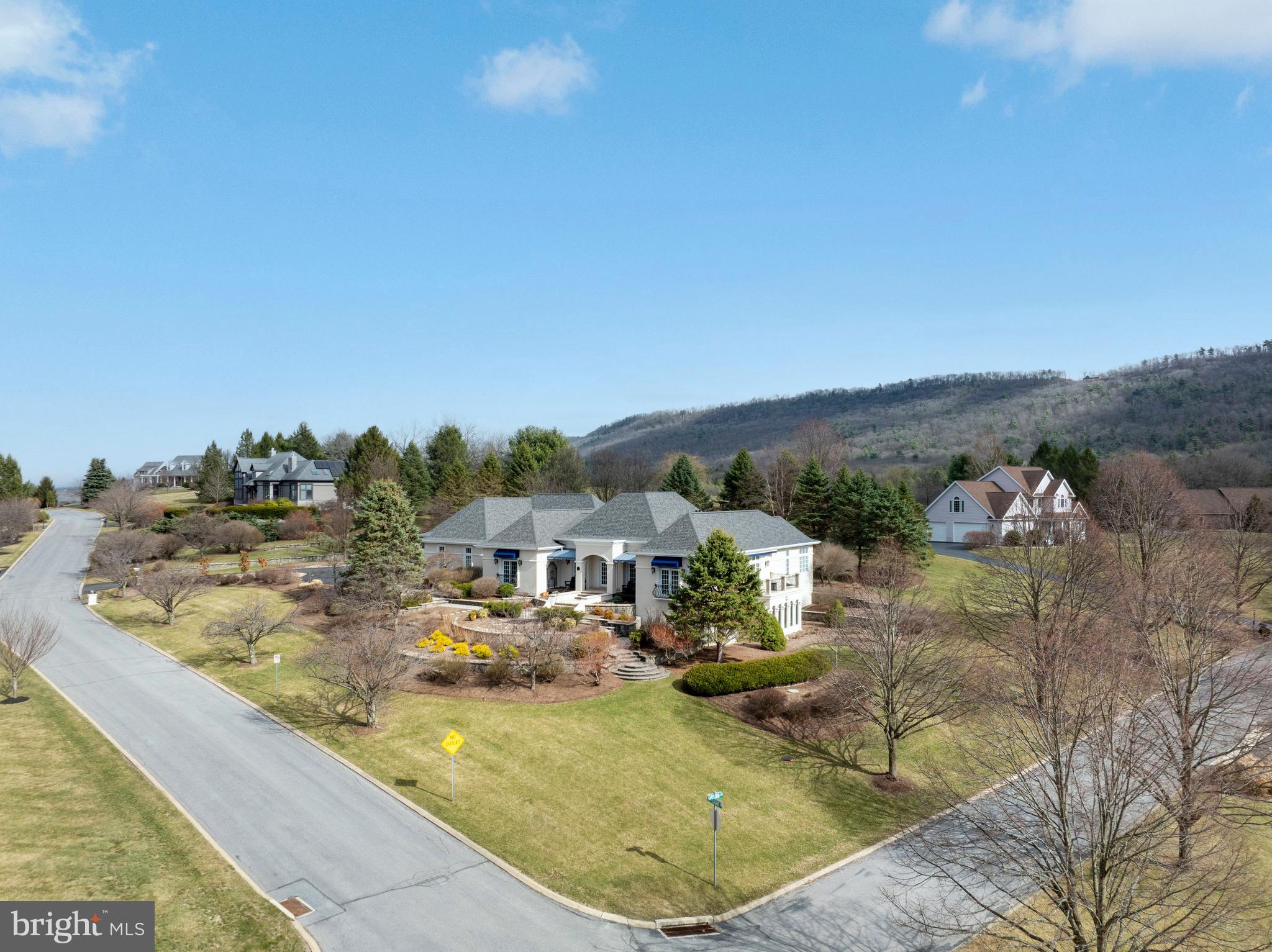 LAUREL HILLS - Residential