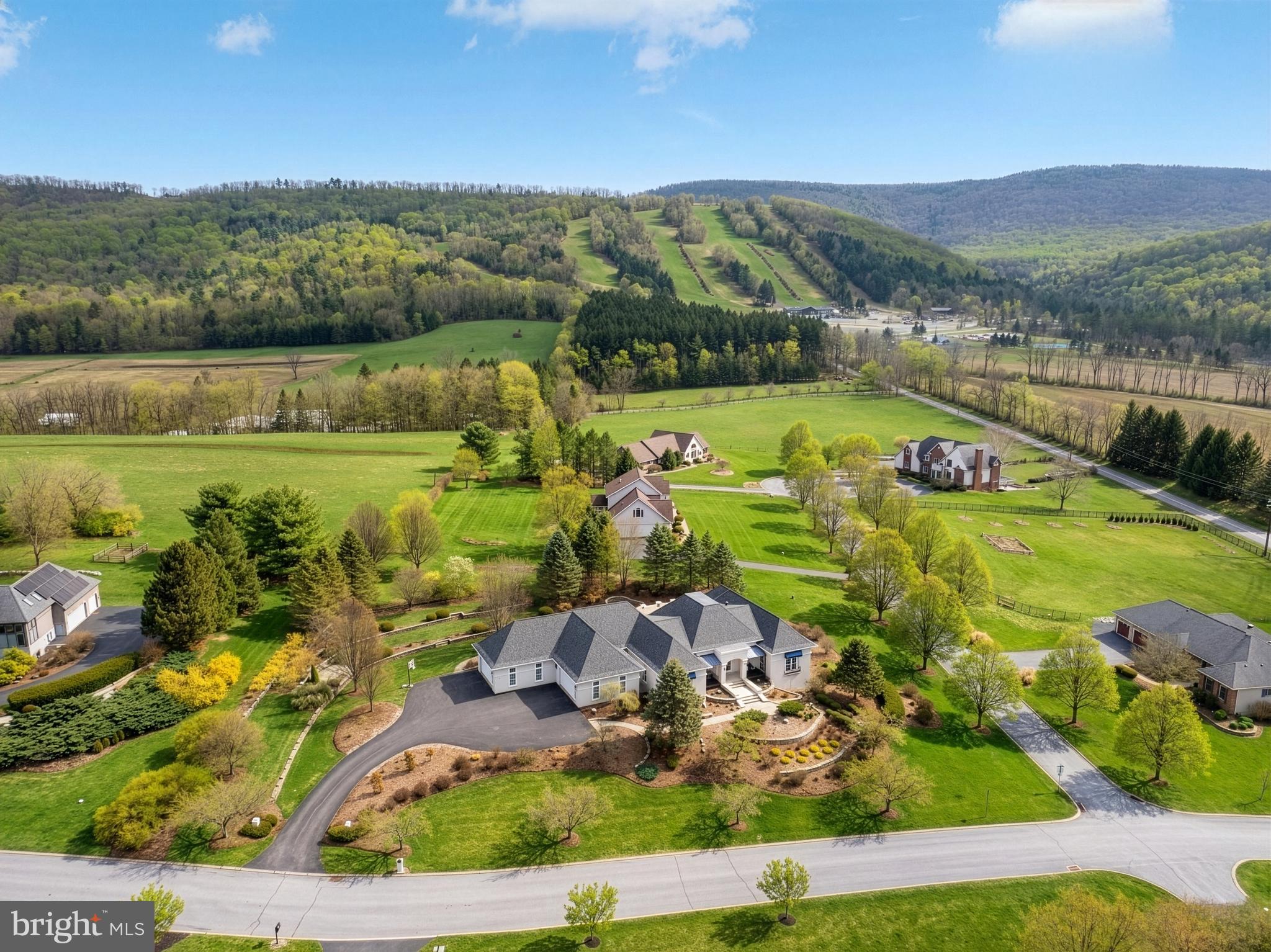 LAUREL HILLS - Residential