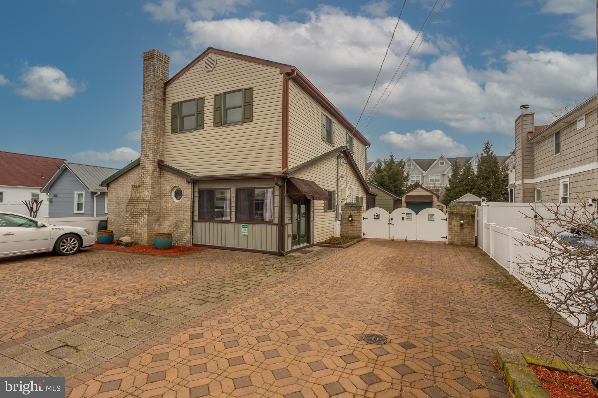 WASHINGTON HEIGHTS - Commercial Sale