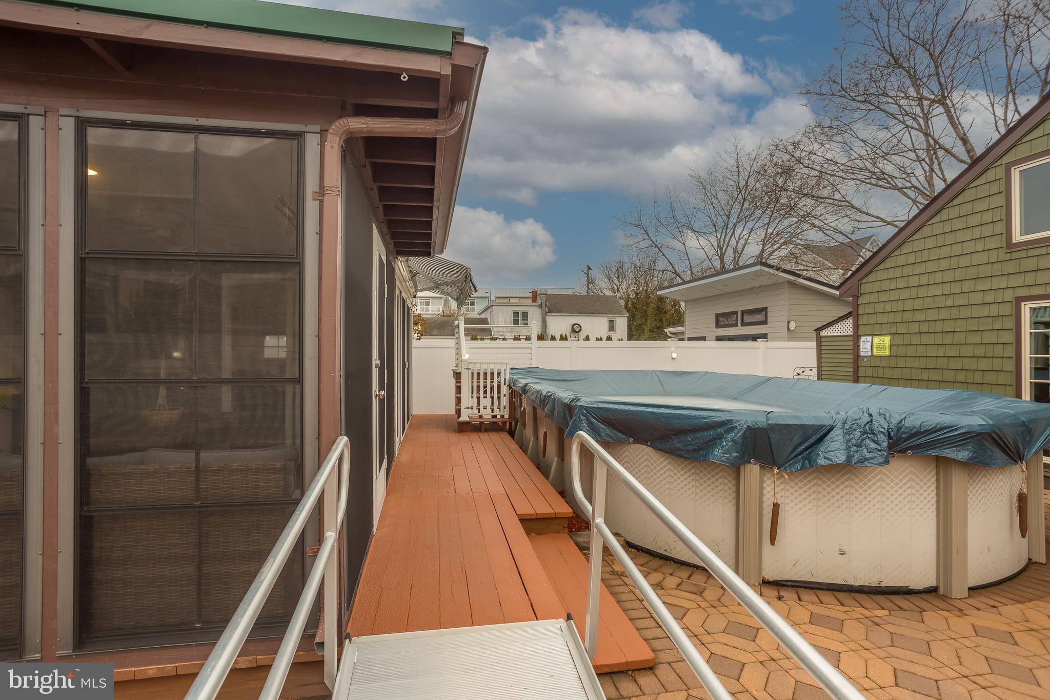WASHINGTON HEIGHTS - Commercial Sale