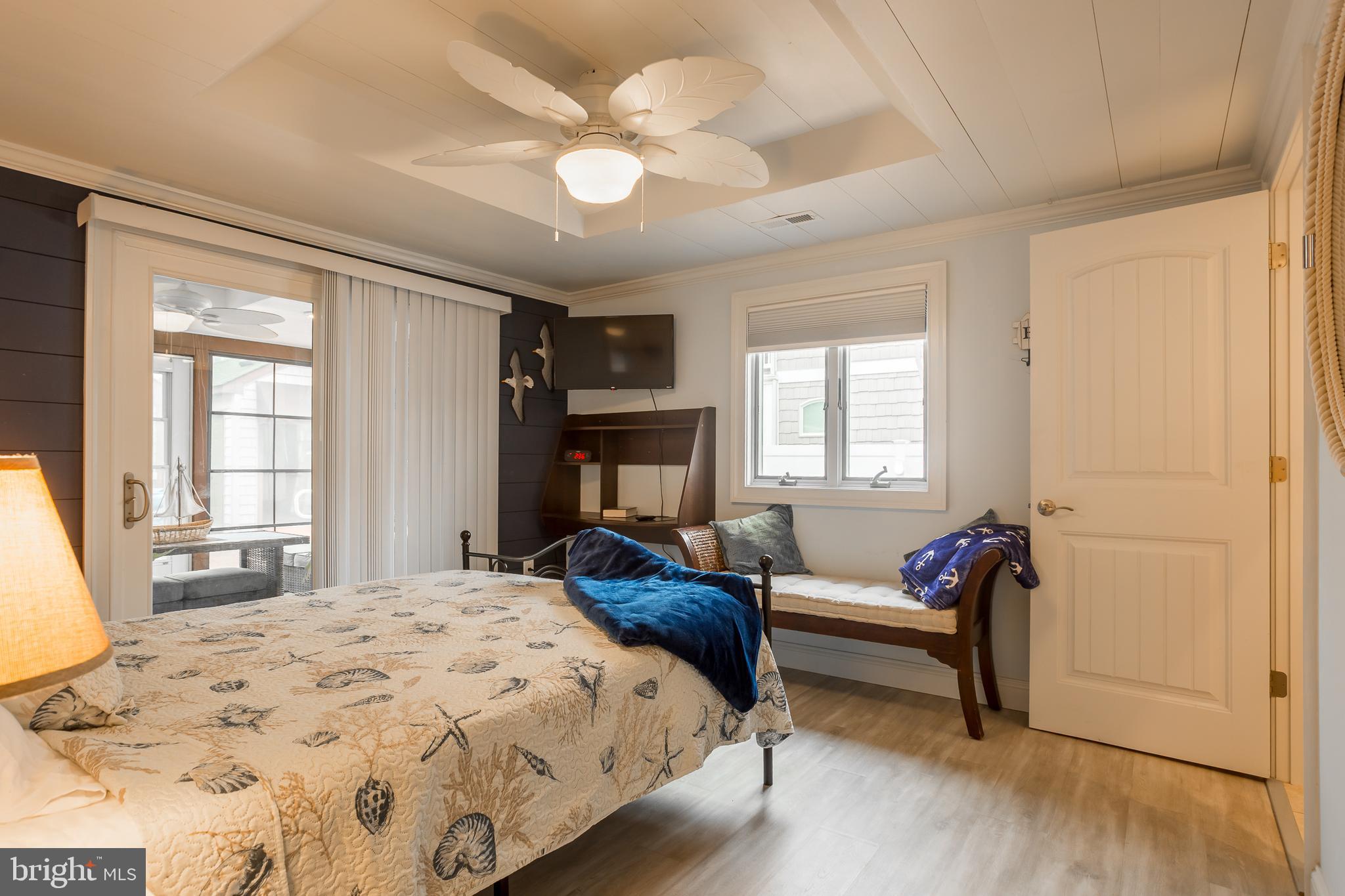 WASHINGTON HEIGHTS - Commercial Sale