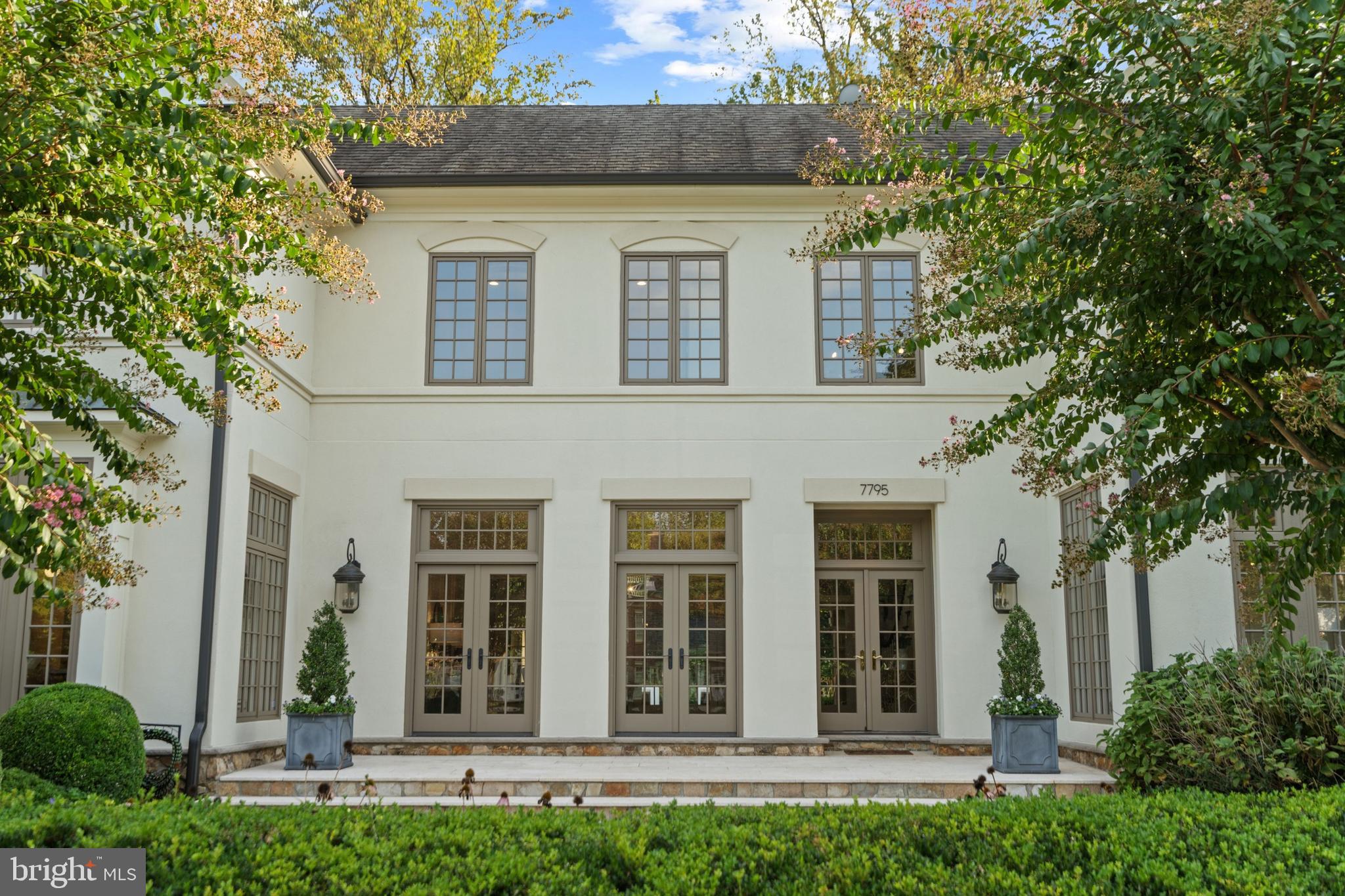 GARFIELD PARK - Residential