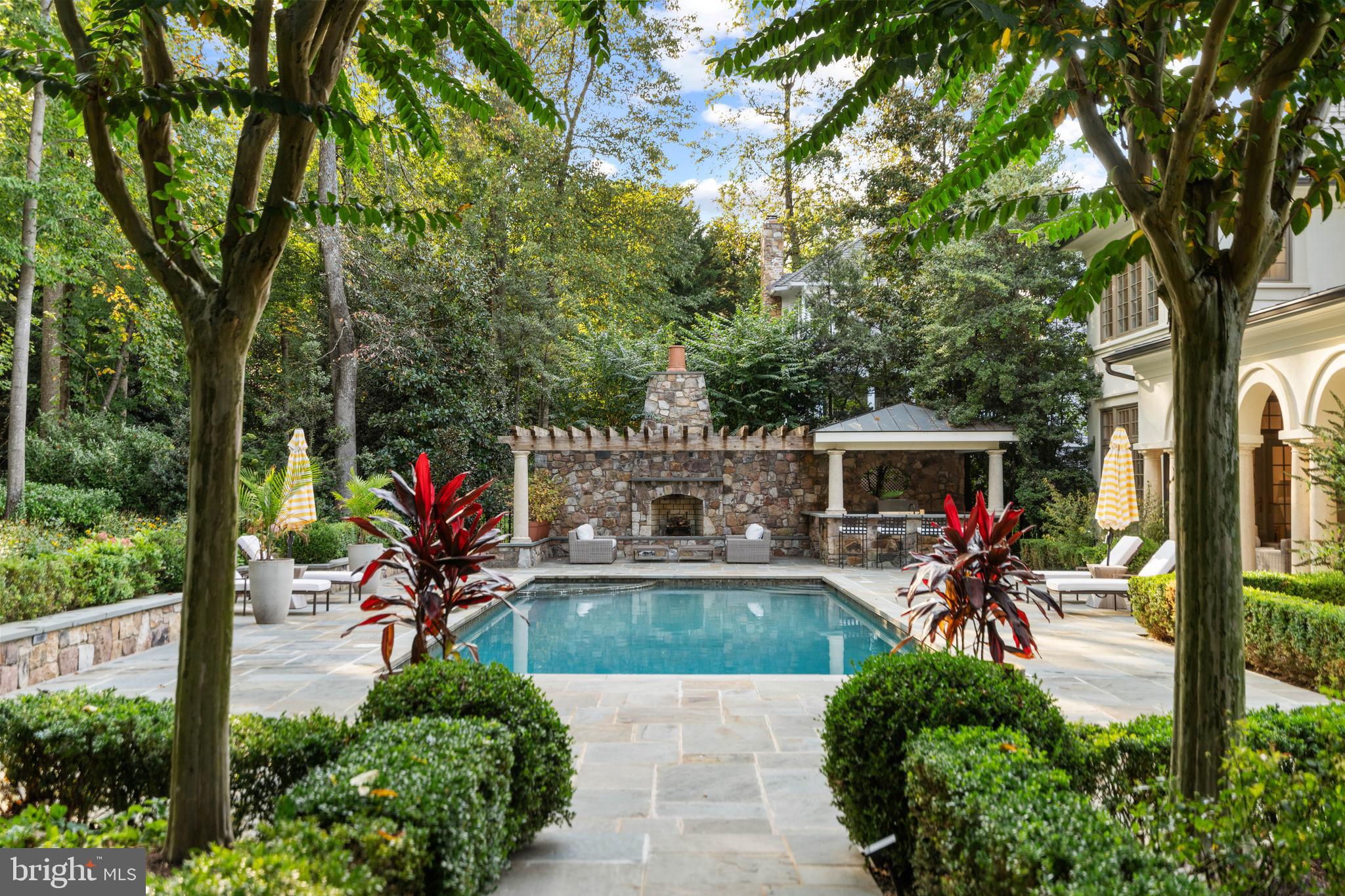 GARFIELD PARK - Residential