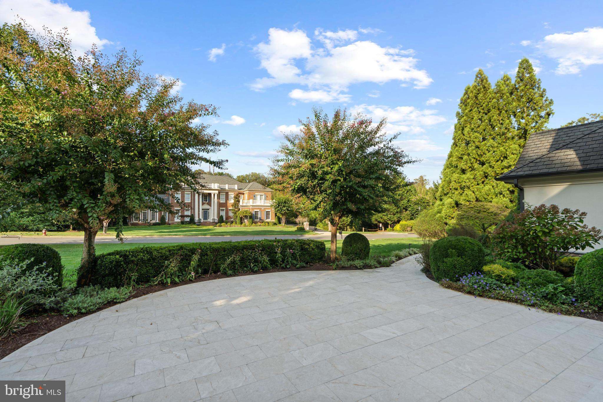 GARFIELD PARK - Residential