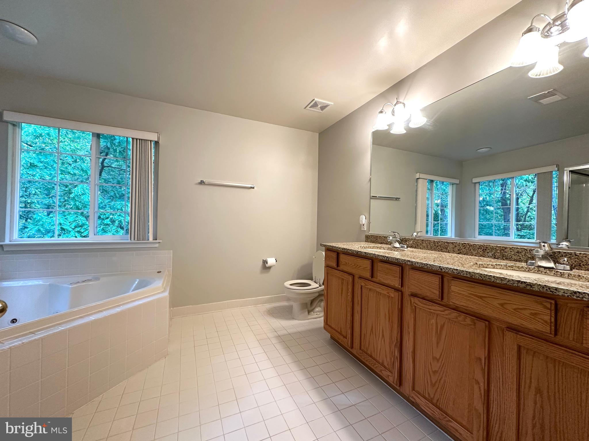 HOYLES MILL VILLAGE - Residential Lease