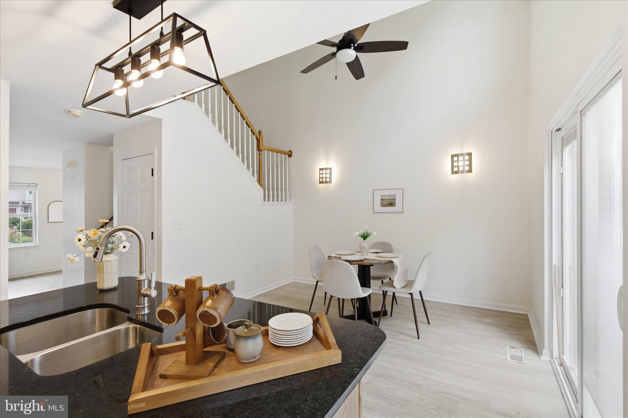 LONGWOOD SQUARE - Residential