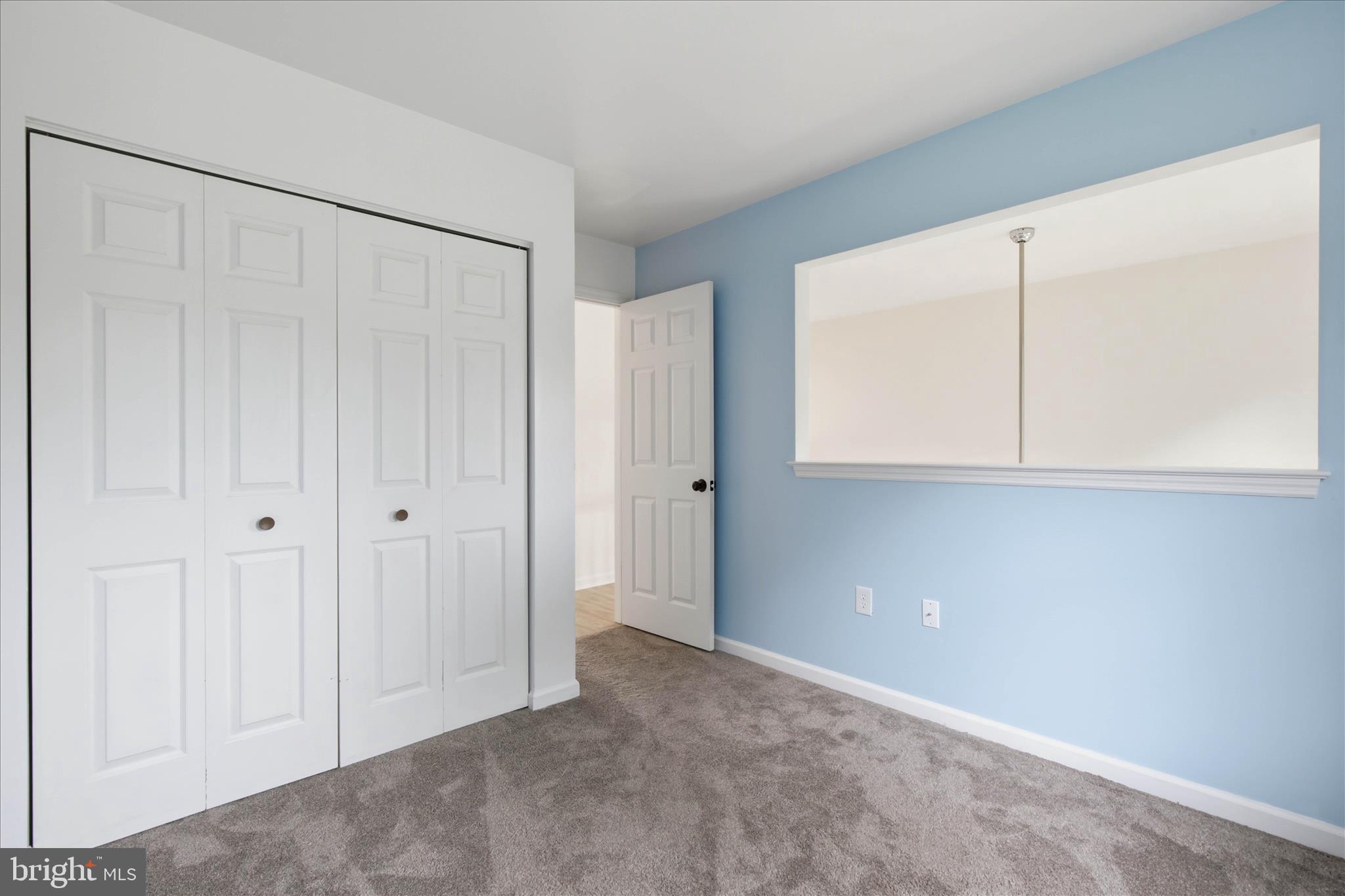 LONGWOOD SQUARE - Residential
