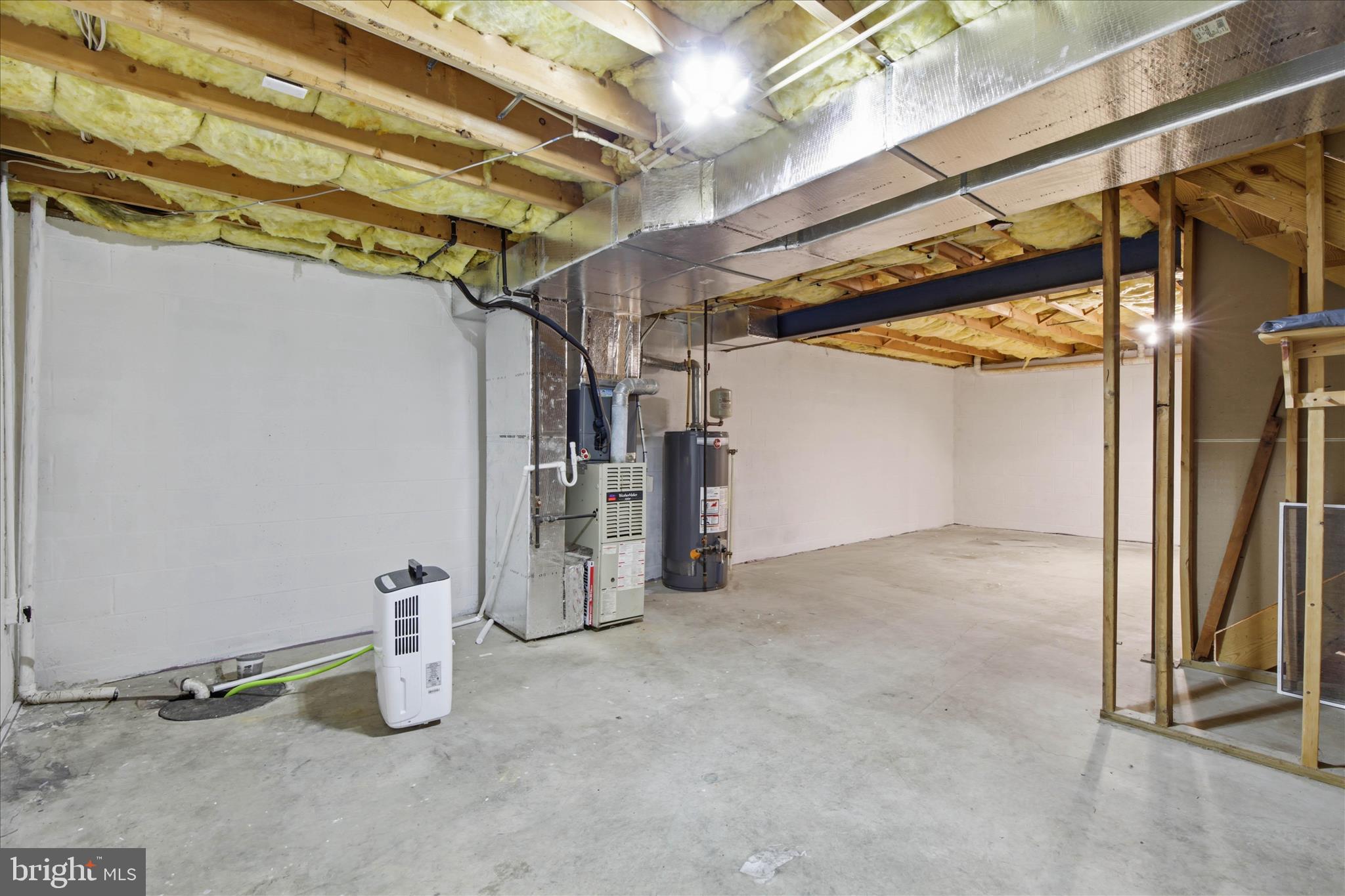 LONGWOOD SQUARE - Residential