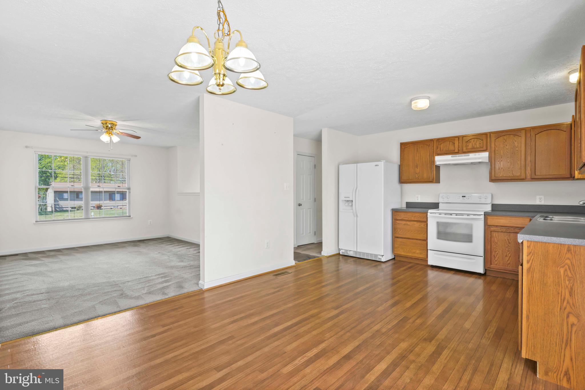 LONGVIEW - Residential