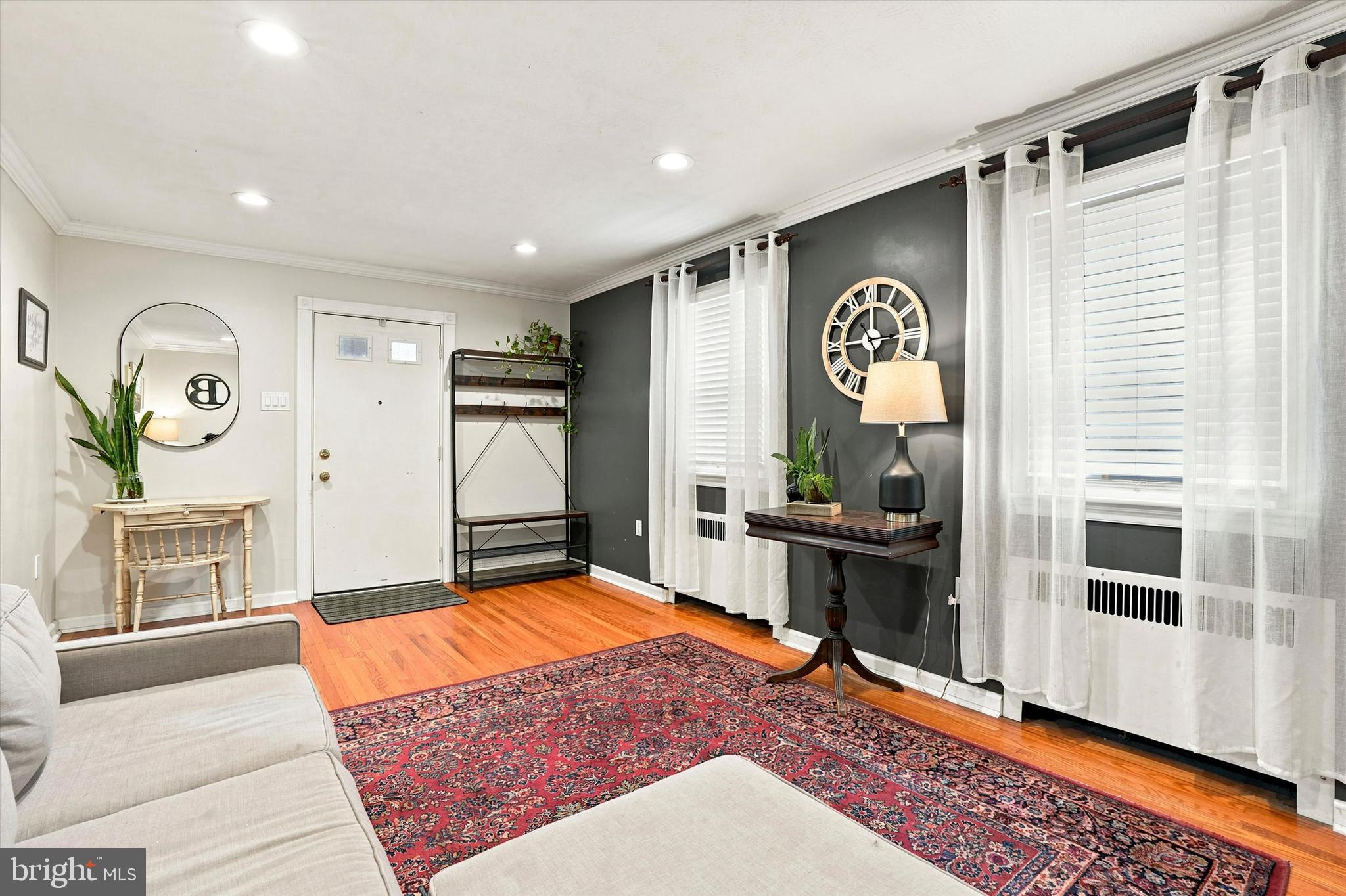 MAYFAIR - Residential