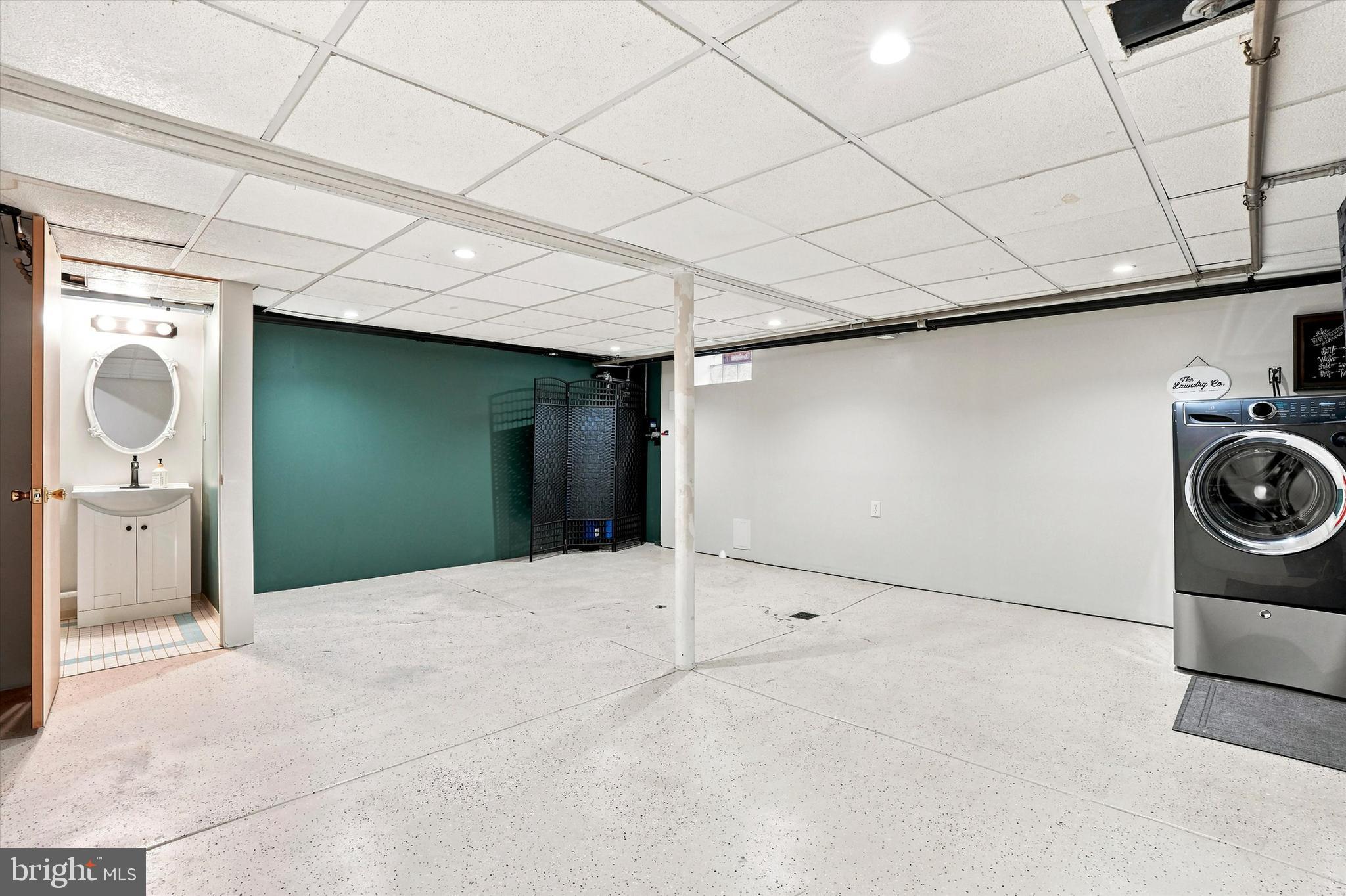 MAYFAIR - Residential