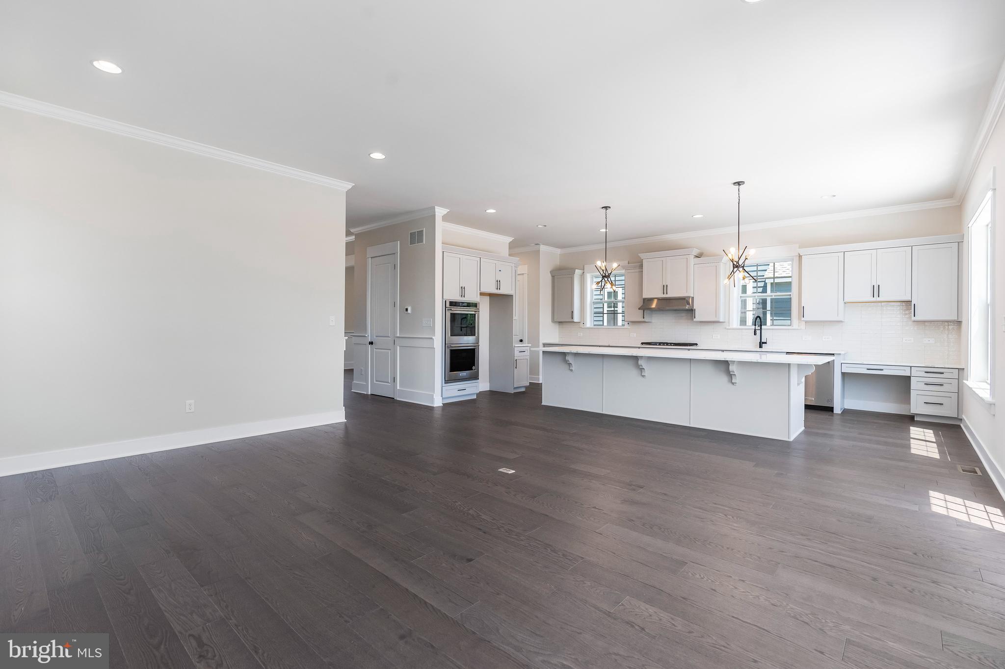 SPRING OAK - Residential