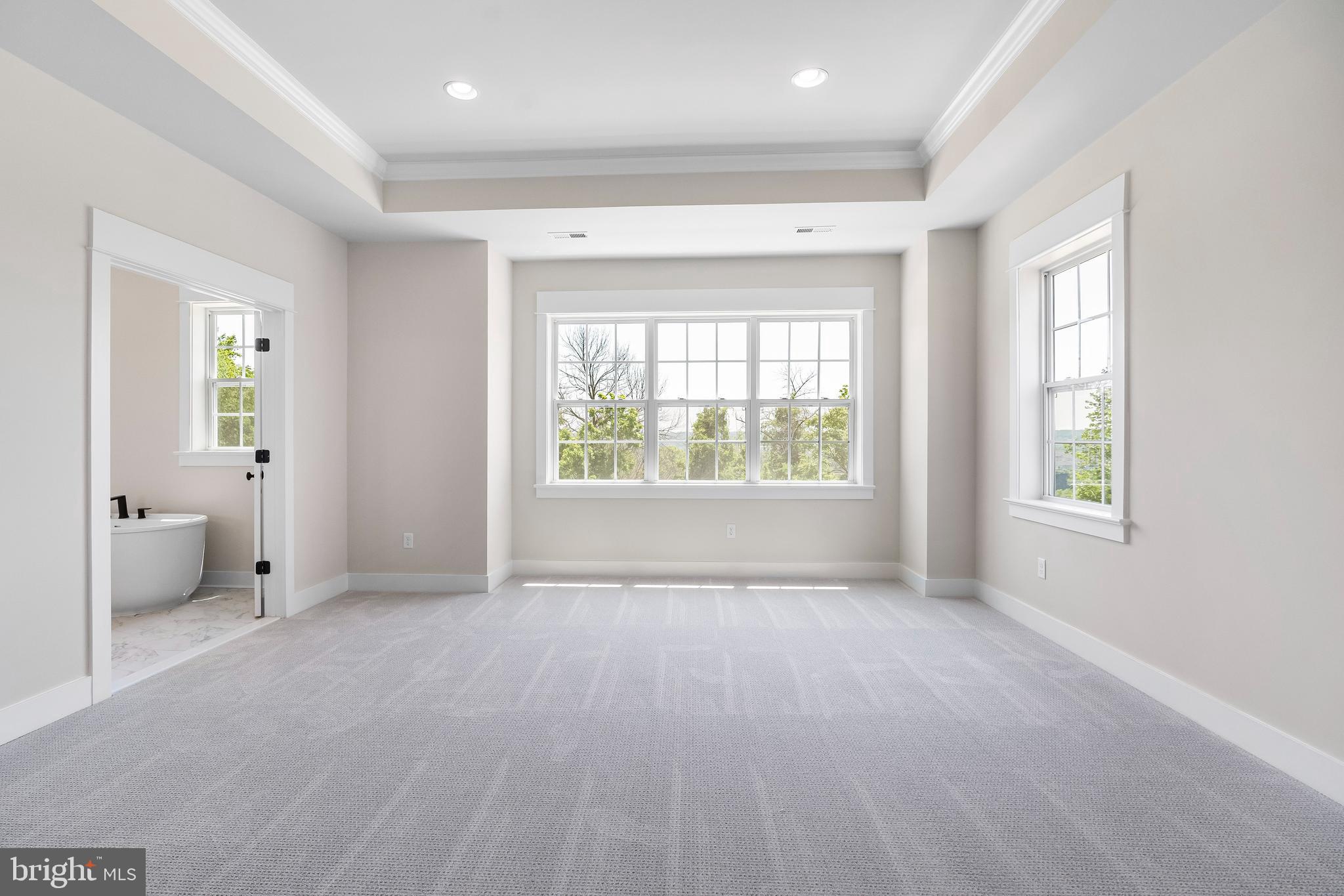 SPRING OAK - Residential
