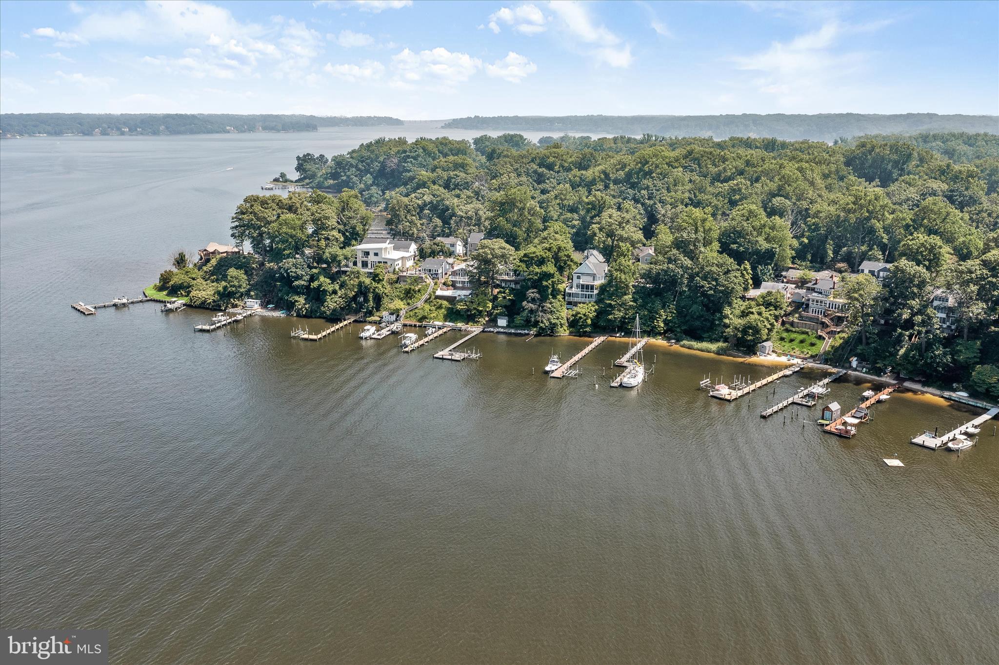 HERALD HARBOR - Residential