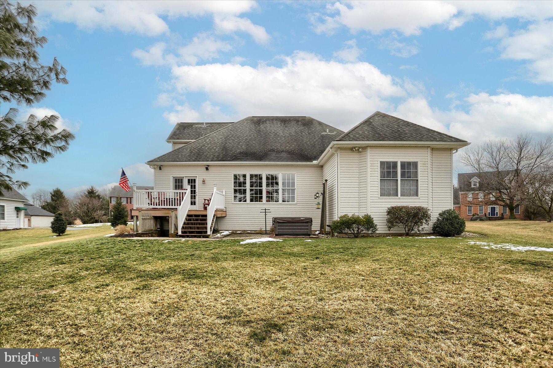 MAYAPPLE VILLAGE - Residential
