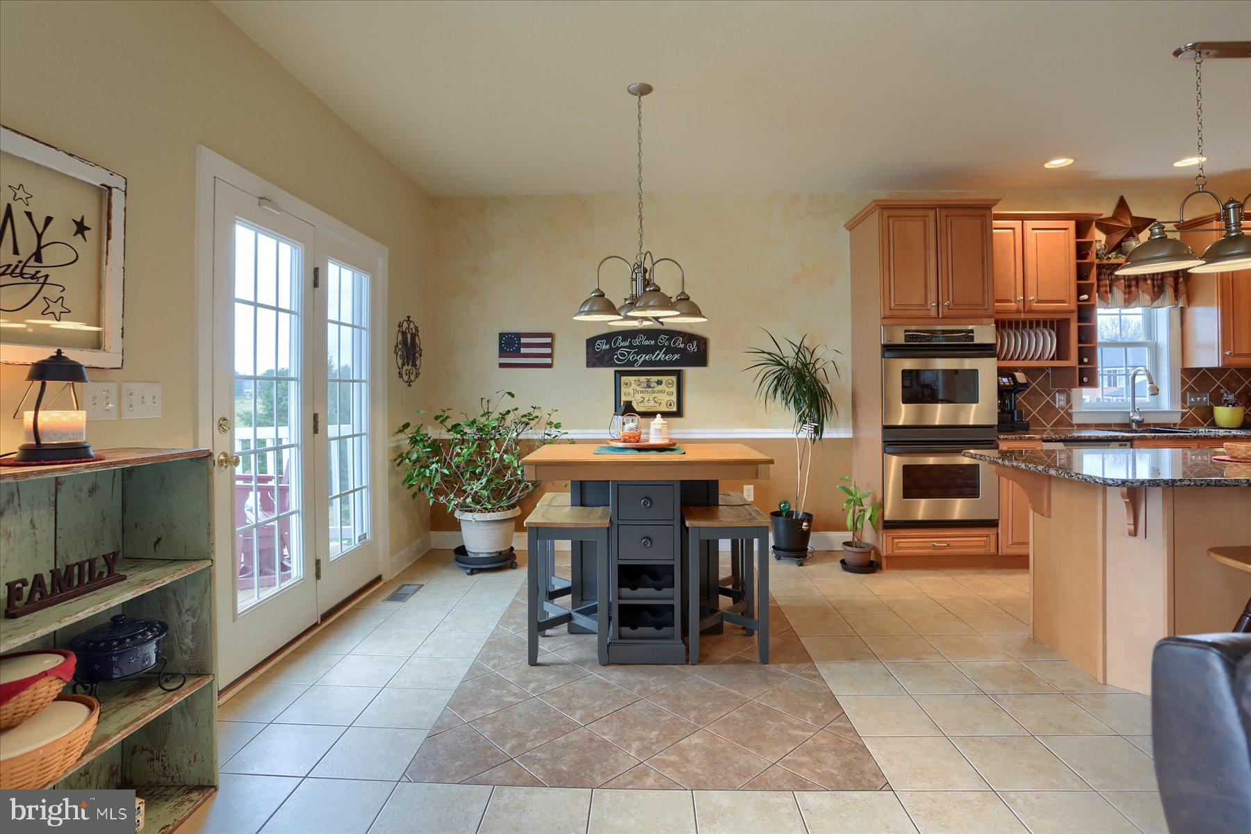 MAYAPPLE VILLAGE - Residential