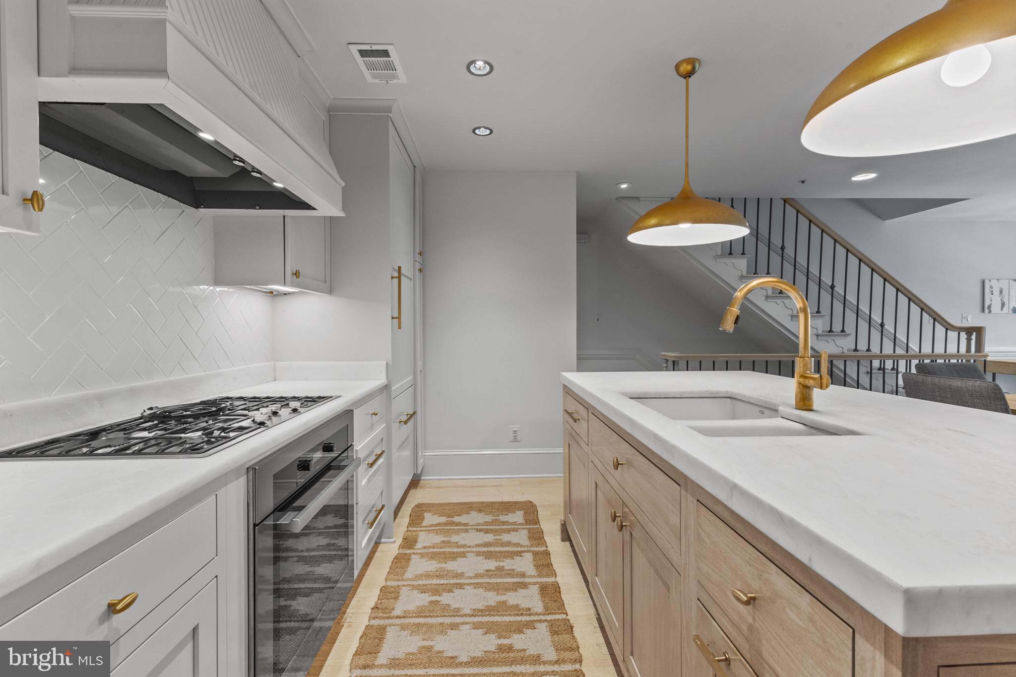HARBORSIDE - Residential