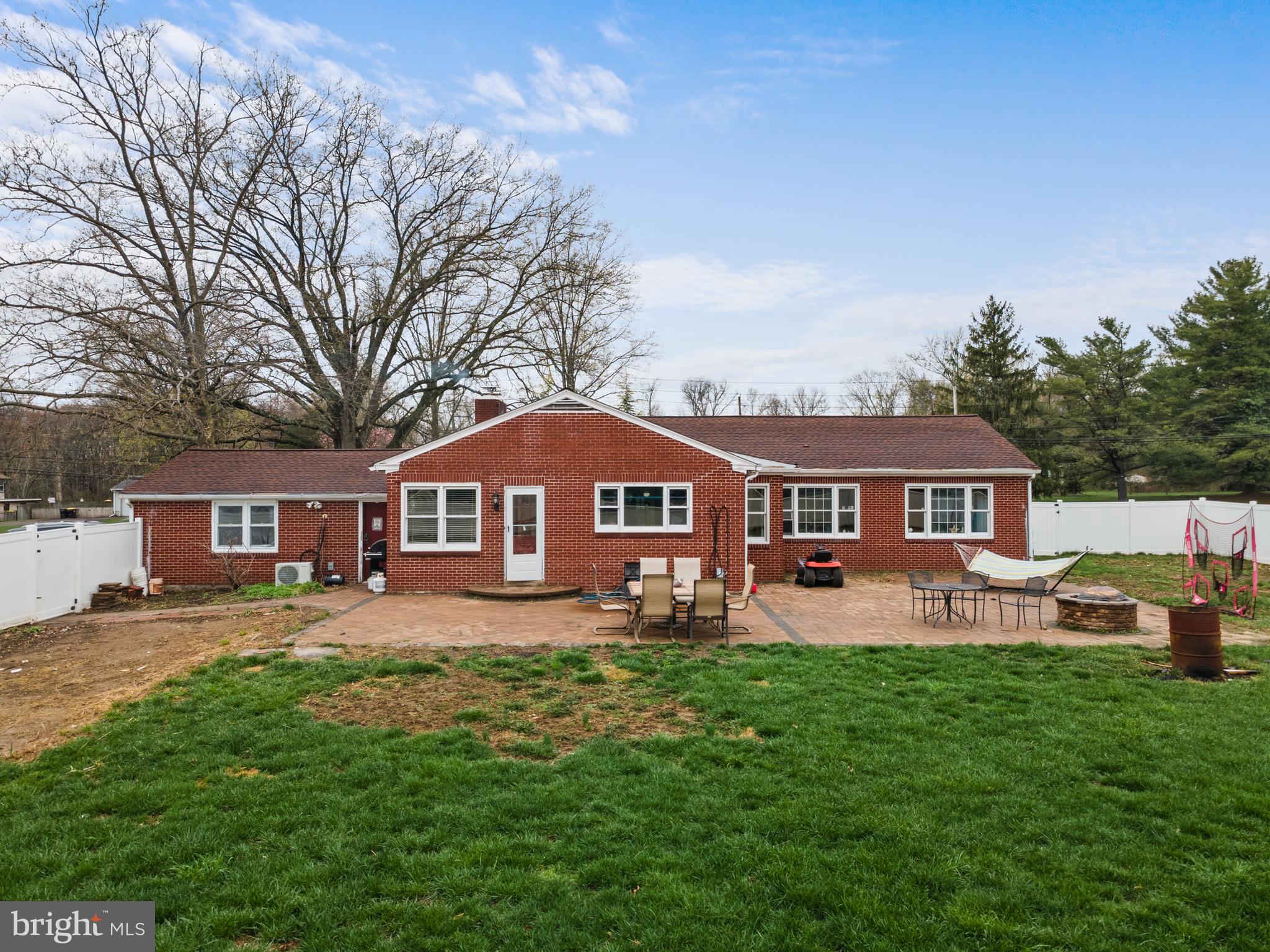 HAVERFORD CROSSING - Residential