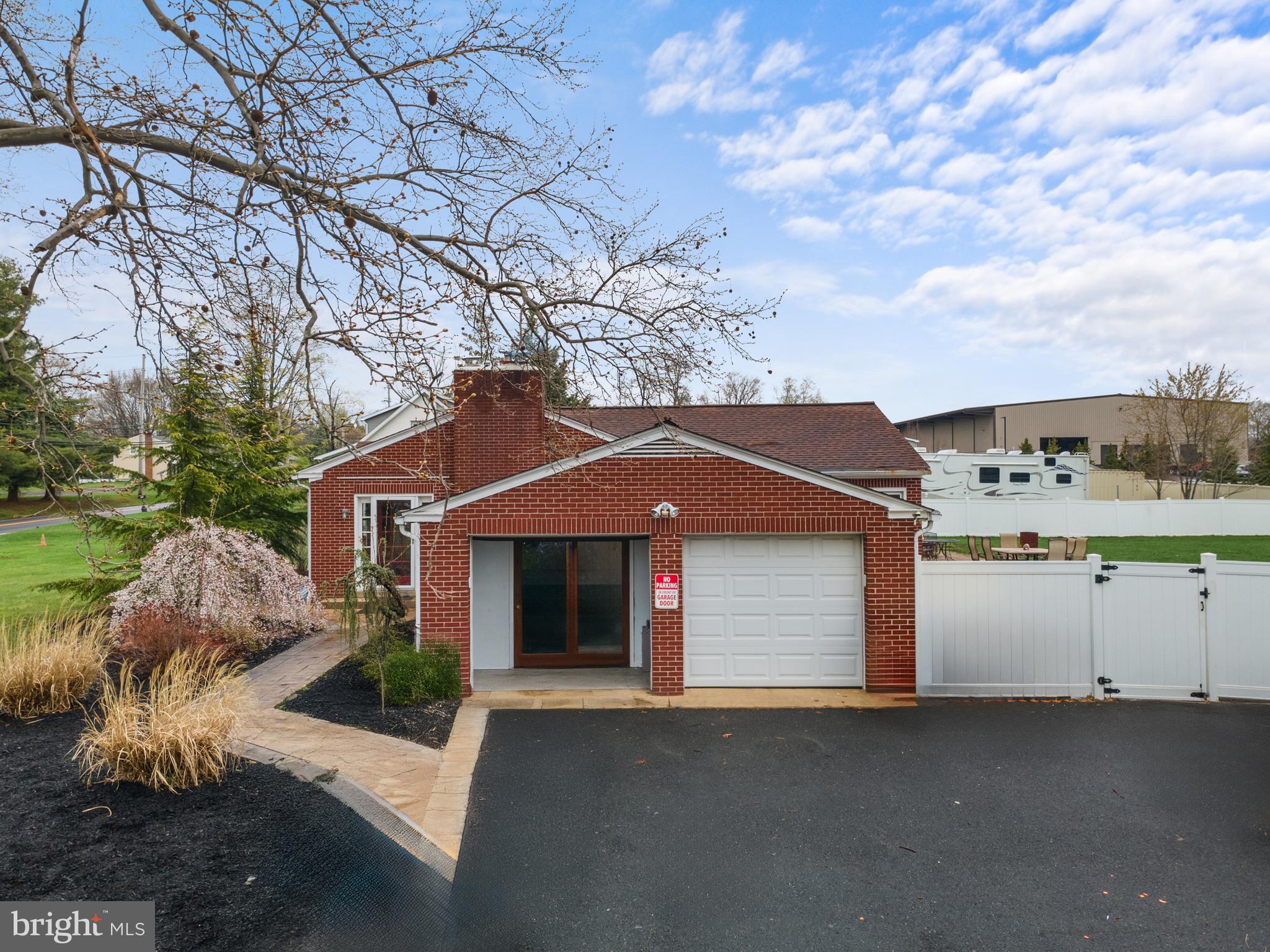 HAVERFORD CROSSING - Residential