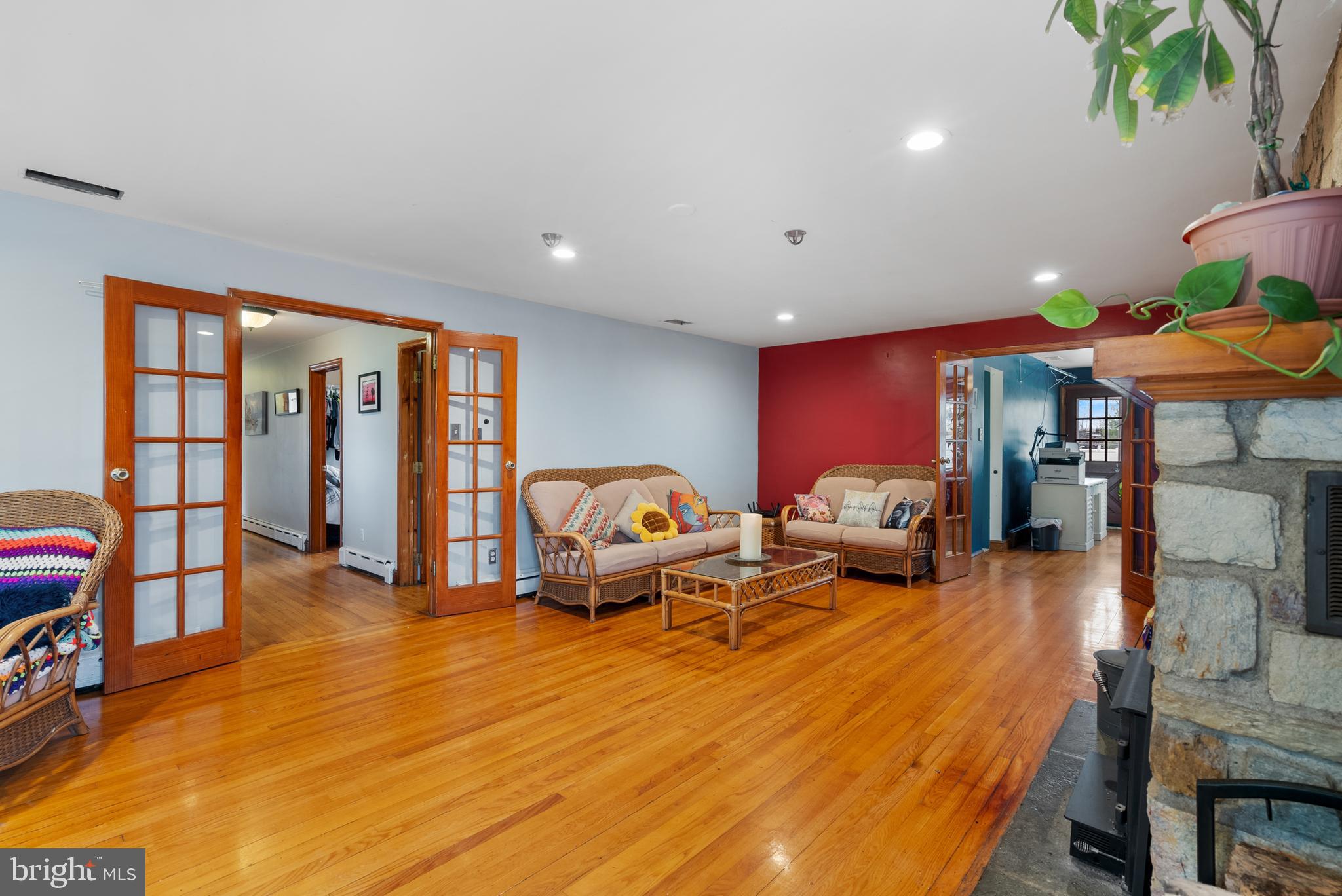 HAVERFORD CROSSING - Residential