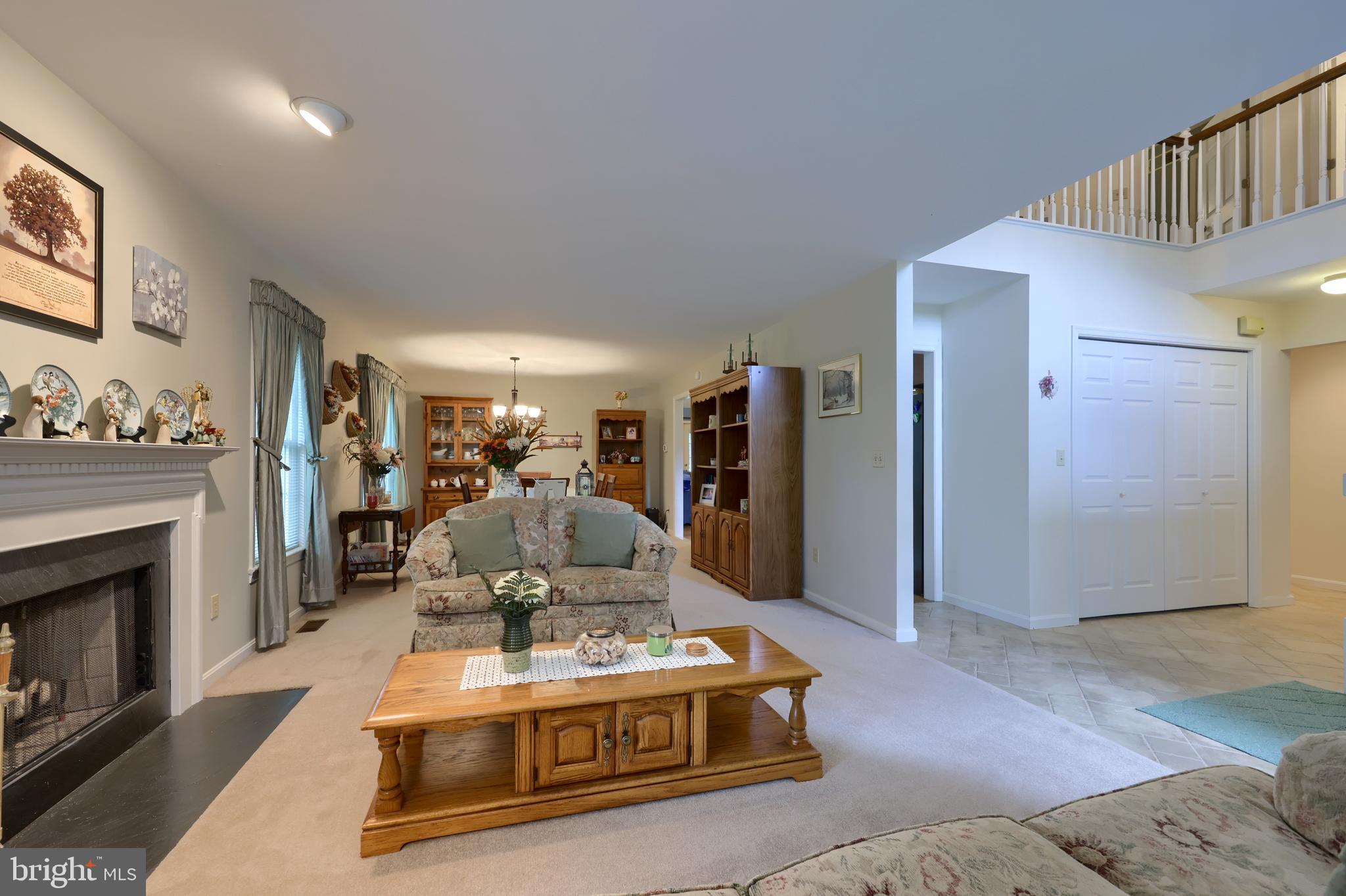CAMBRIDGE COMMONS - Residential