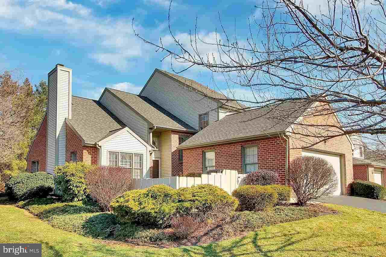 CAMBRIDGE COMMONS - Residential
