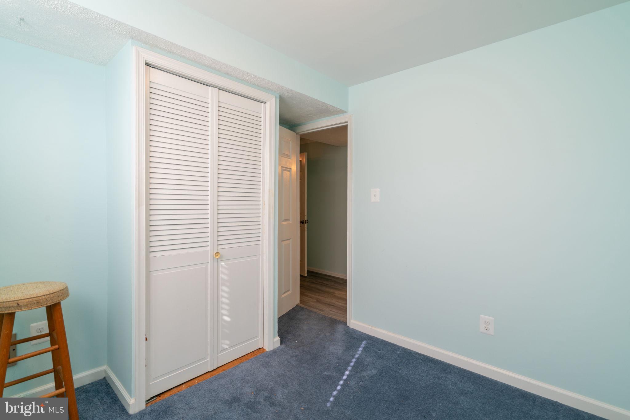 MANOR WOODS - Residential