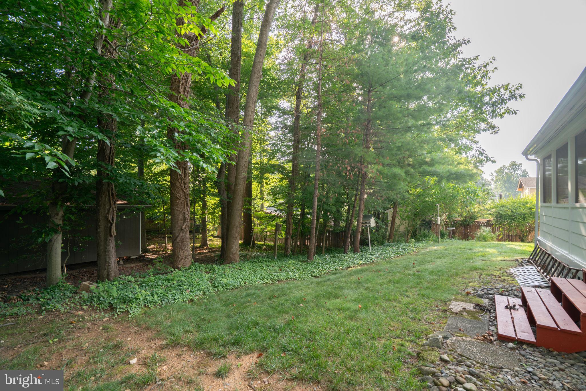 MANOR WOODS - Residential