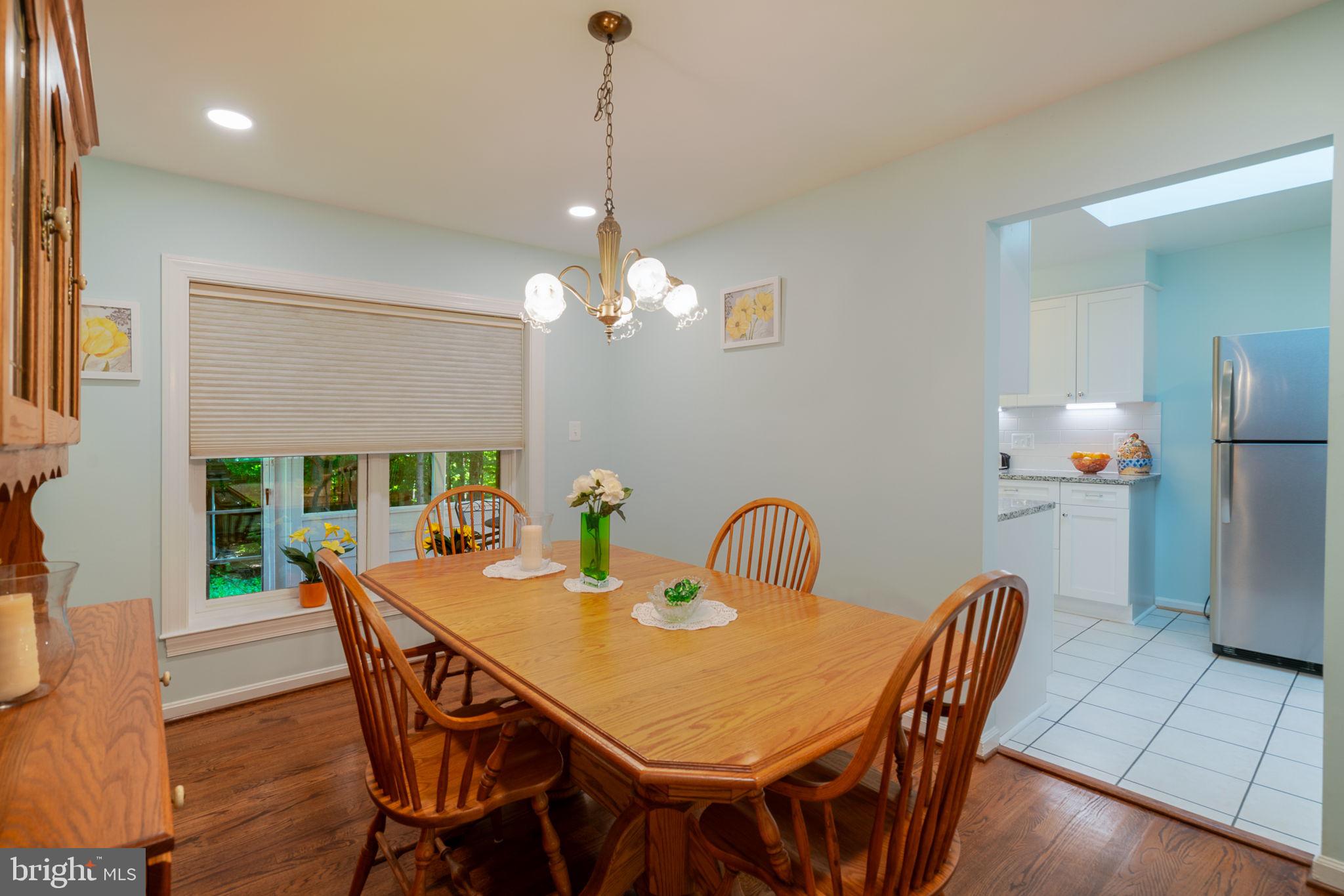 MANOR WOODS - Residential