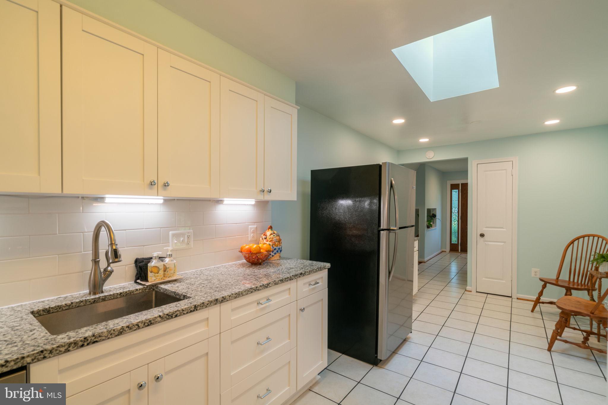 MANOR WOODS - Residential