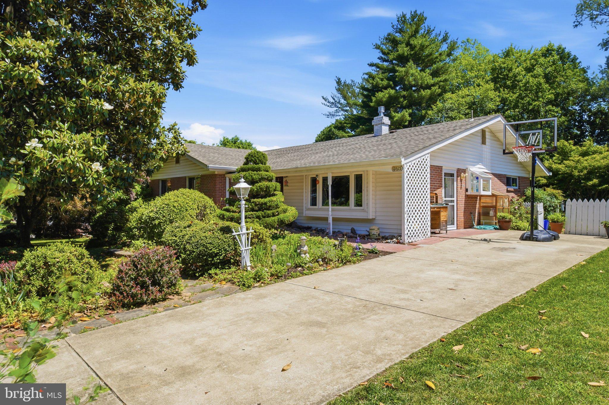 EAST SPRINGBROOK - Residential