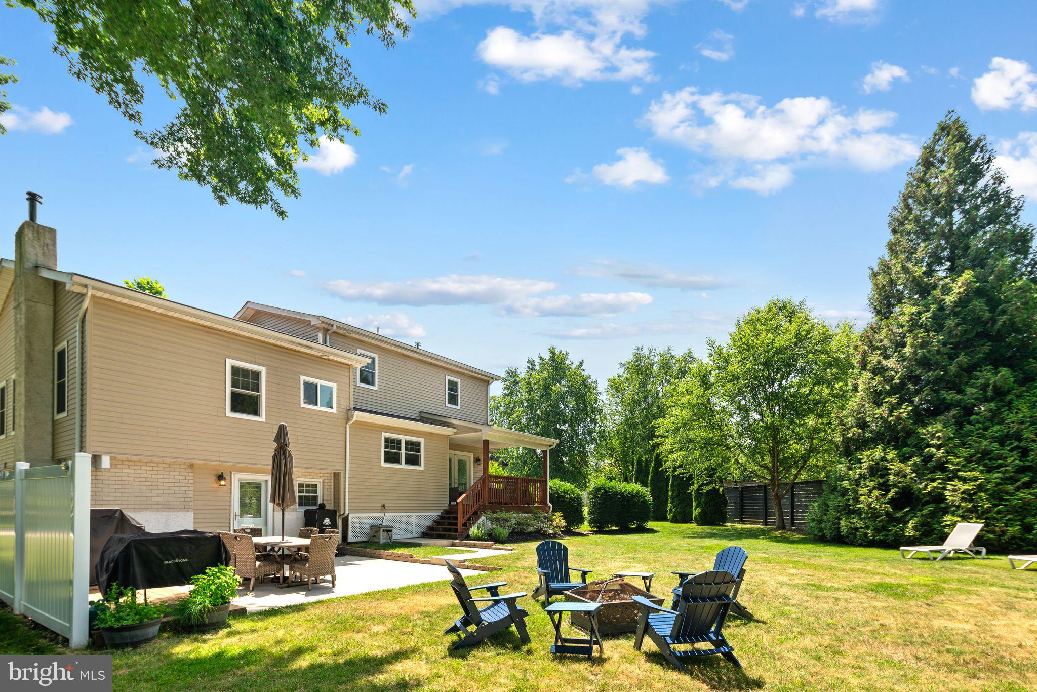 MAPLE GLEN - Residential