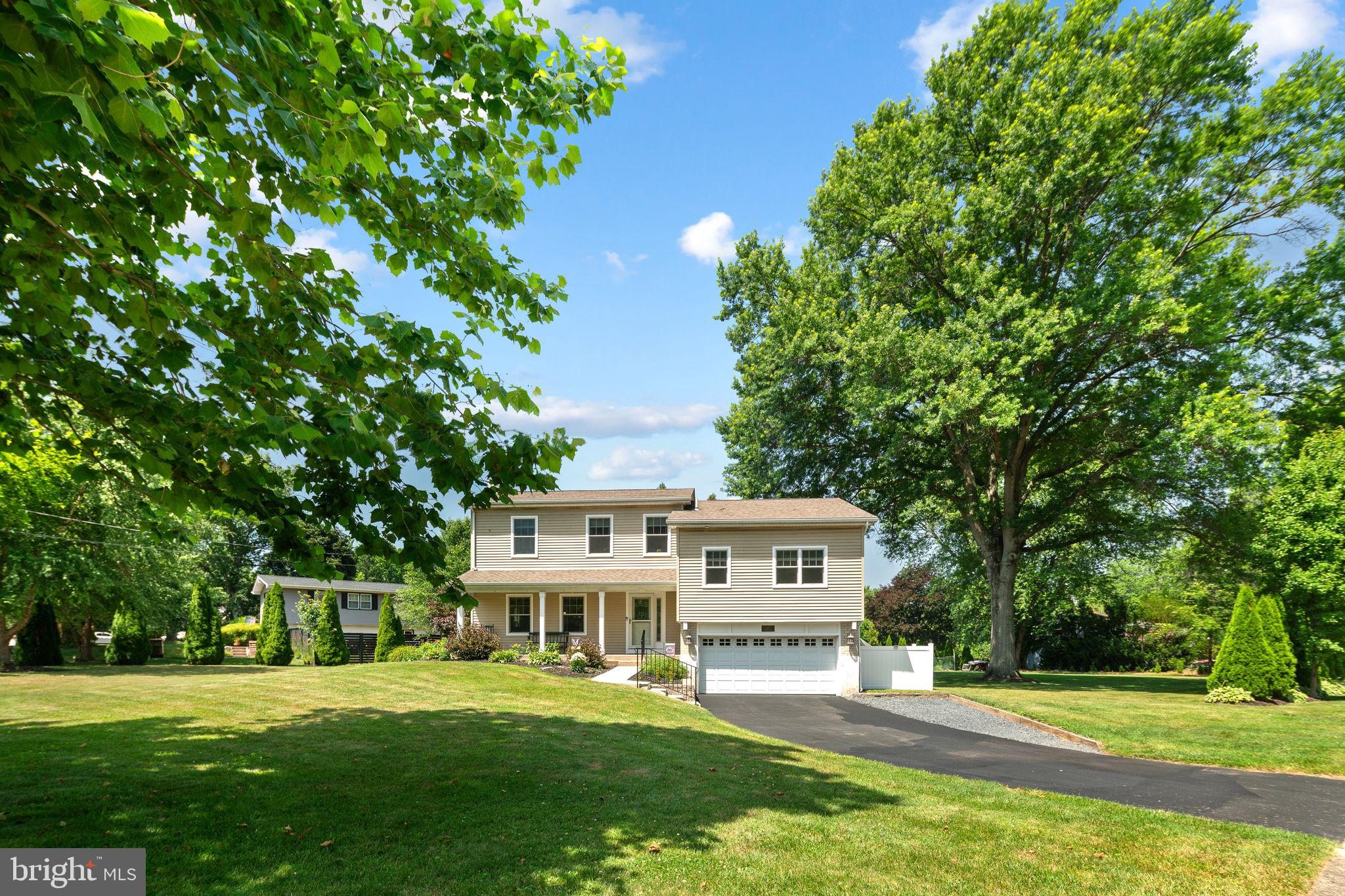 MAPLE GLEN - Residential
