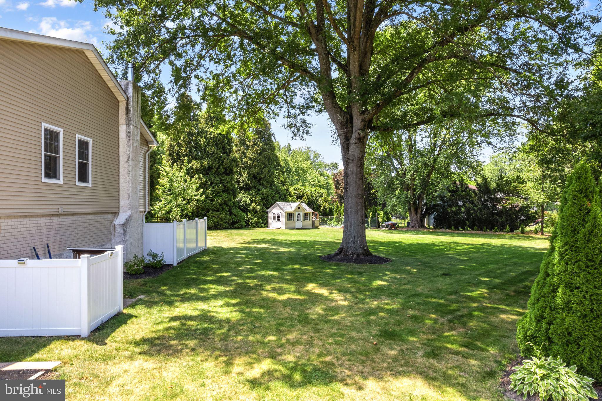 MAPLE GLEN - Residential