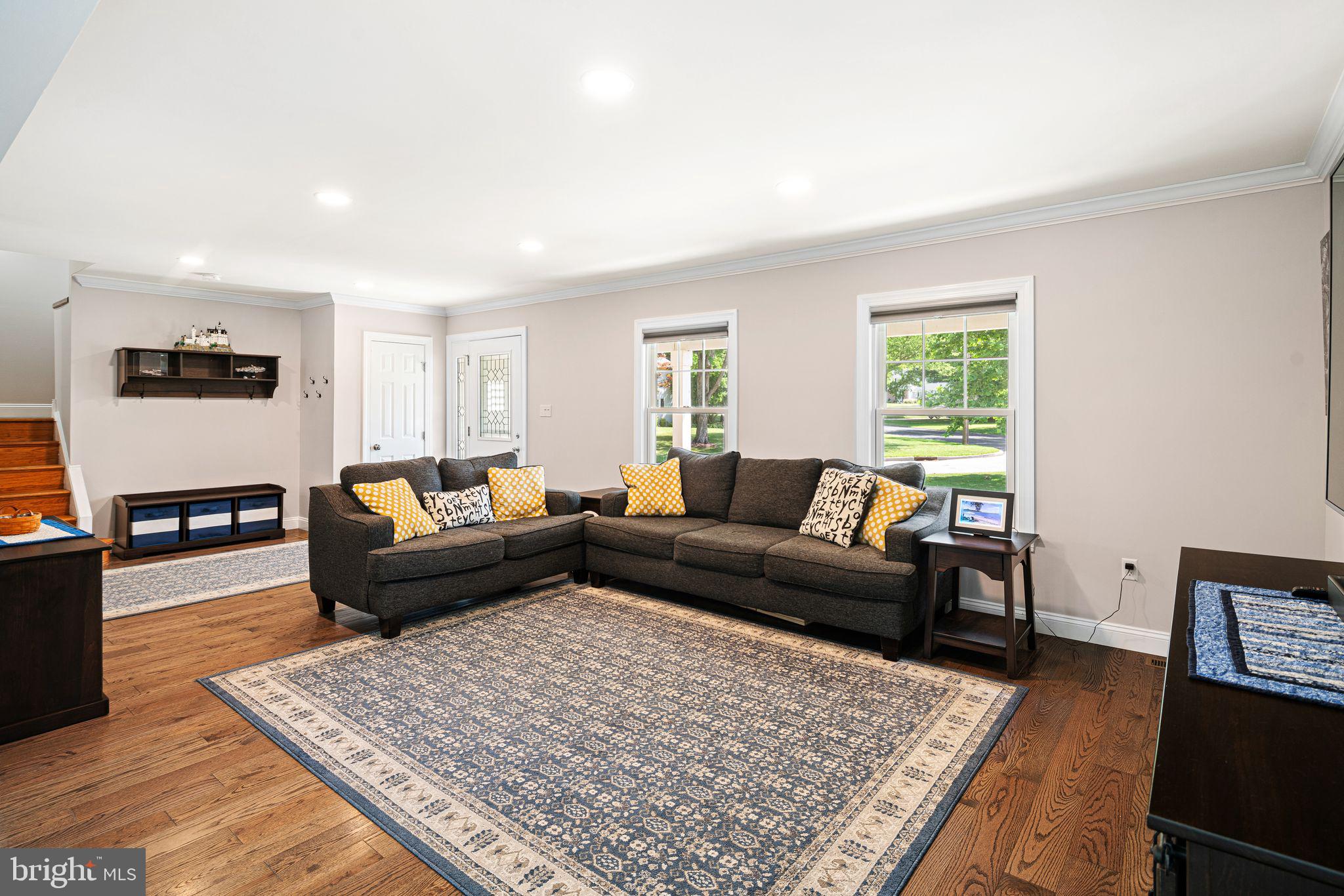 MAPLE GLEN - Residential