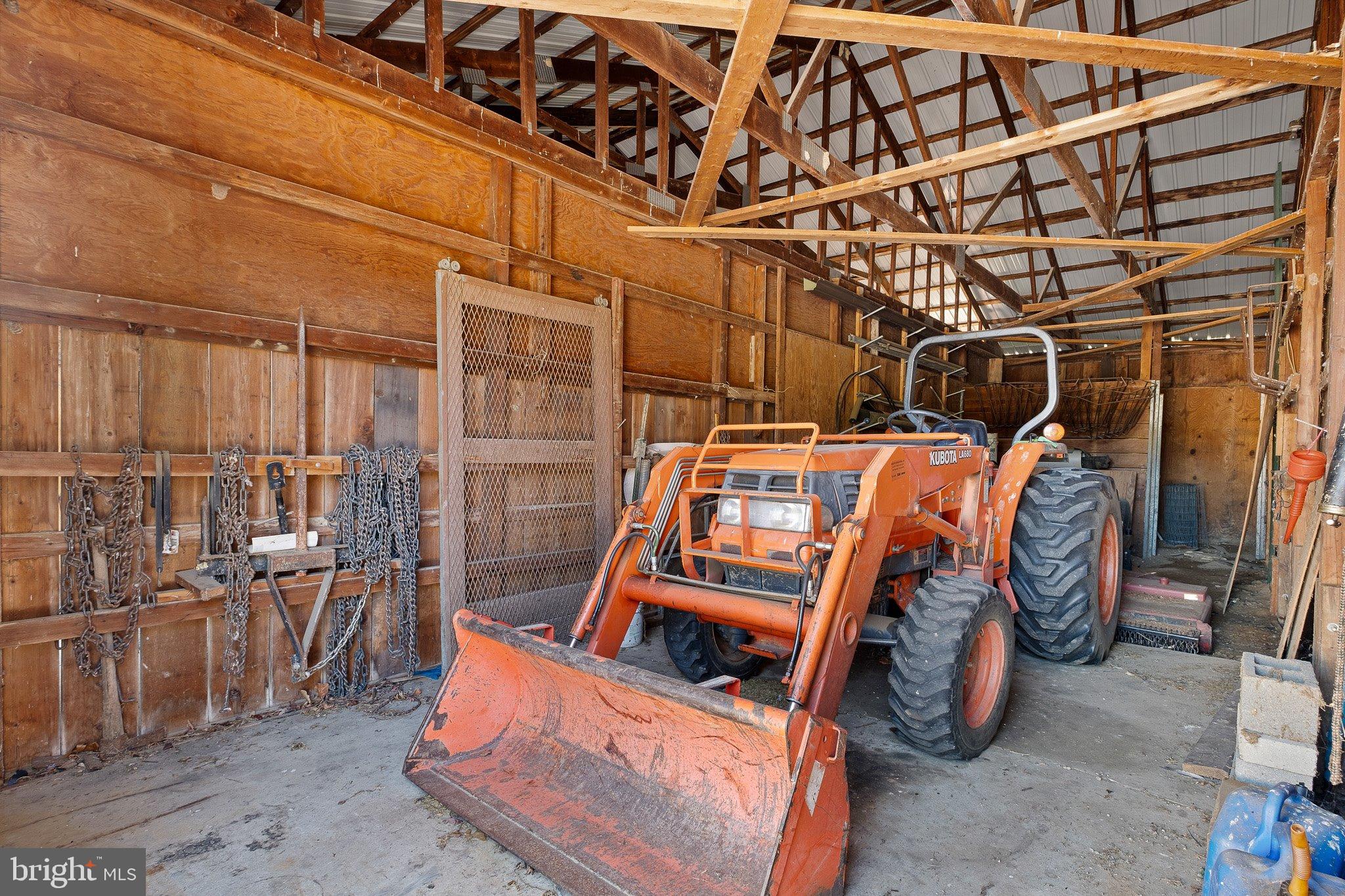 ELKTON - Farm