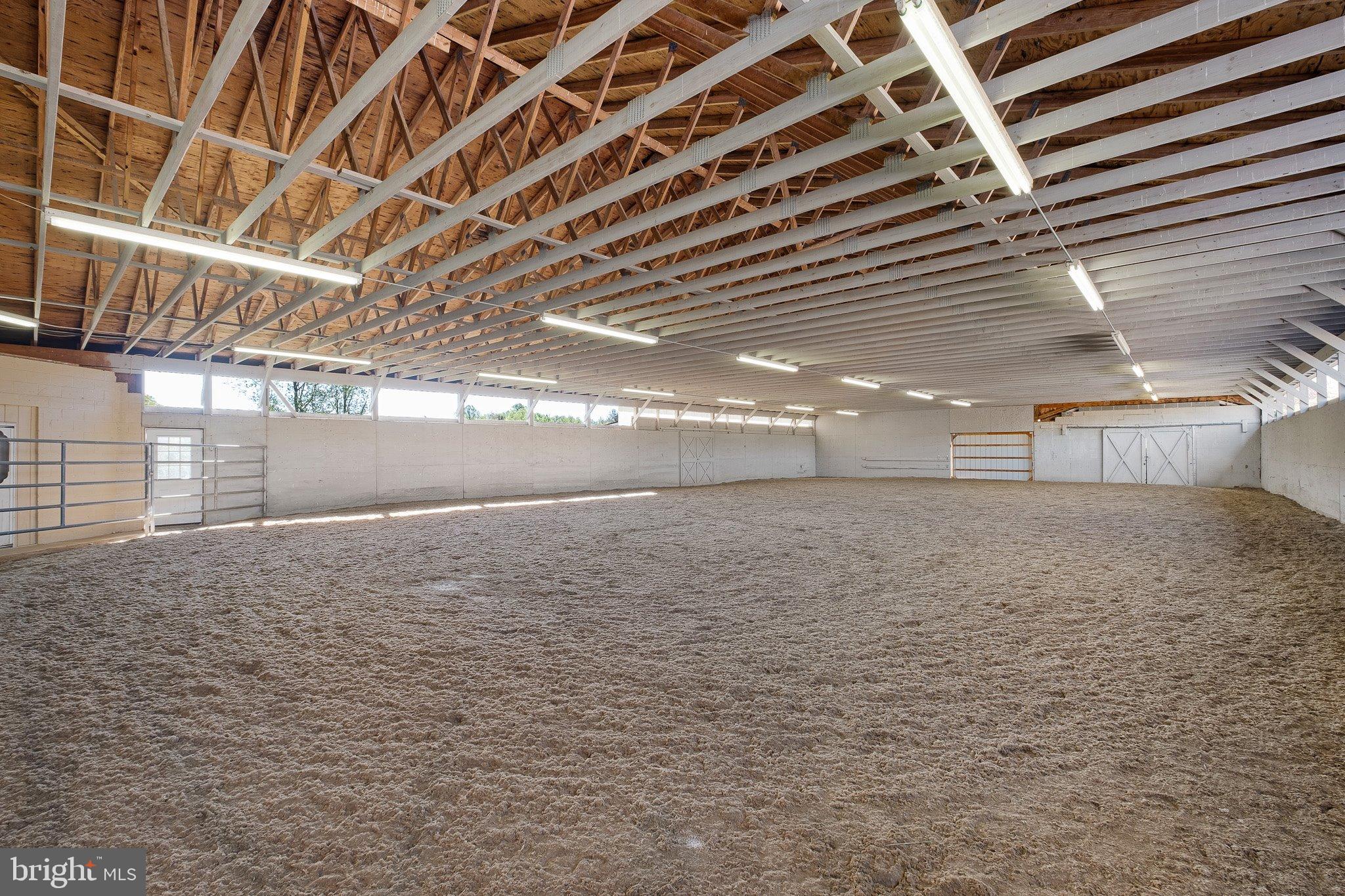 ELKTON - Farm